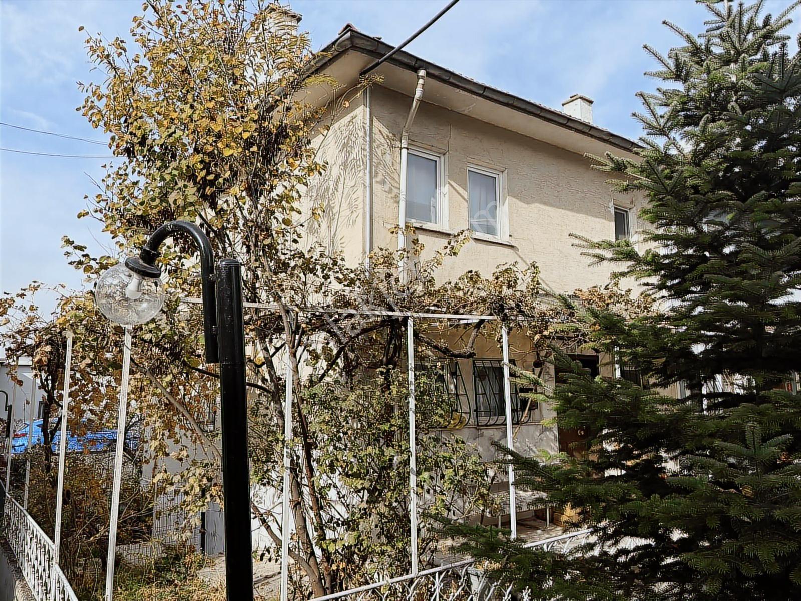 Koç Gayrimenkul'den 5+2 Bulvar Üzeri Köşe Başı Triplex - Görsel 25
