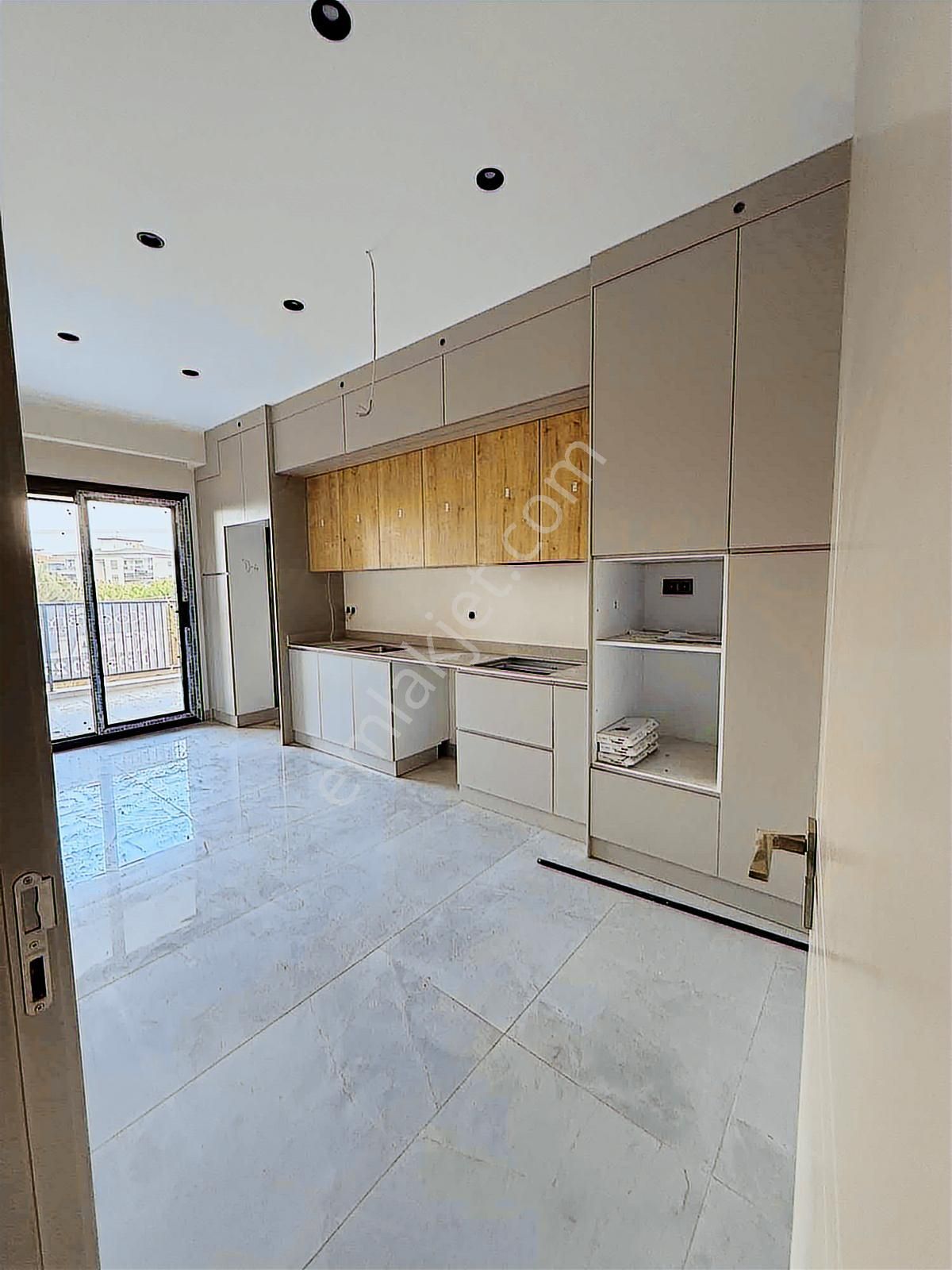 Kocabıyık Gayrimenkul'den Şehirhastanesi 3+1 Sıfır Daireler