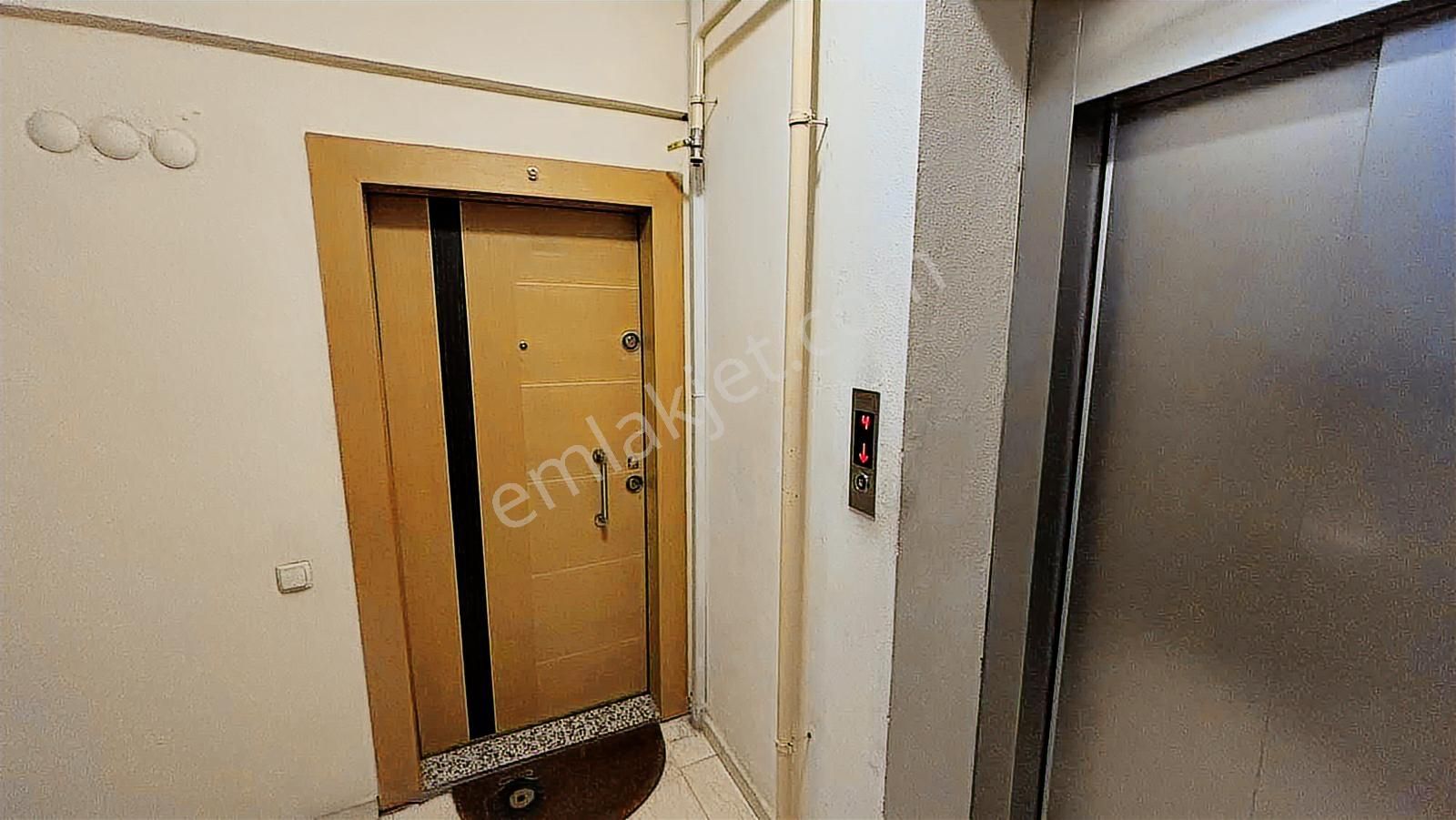 Yeşilbahçe De 4,5 +1 Artı Teras Kullanımlı Dubleks Daire - Görsel 3