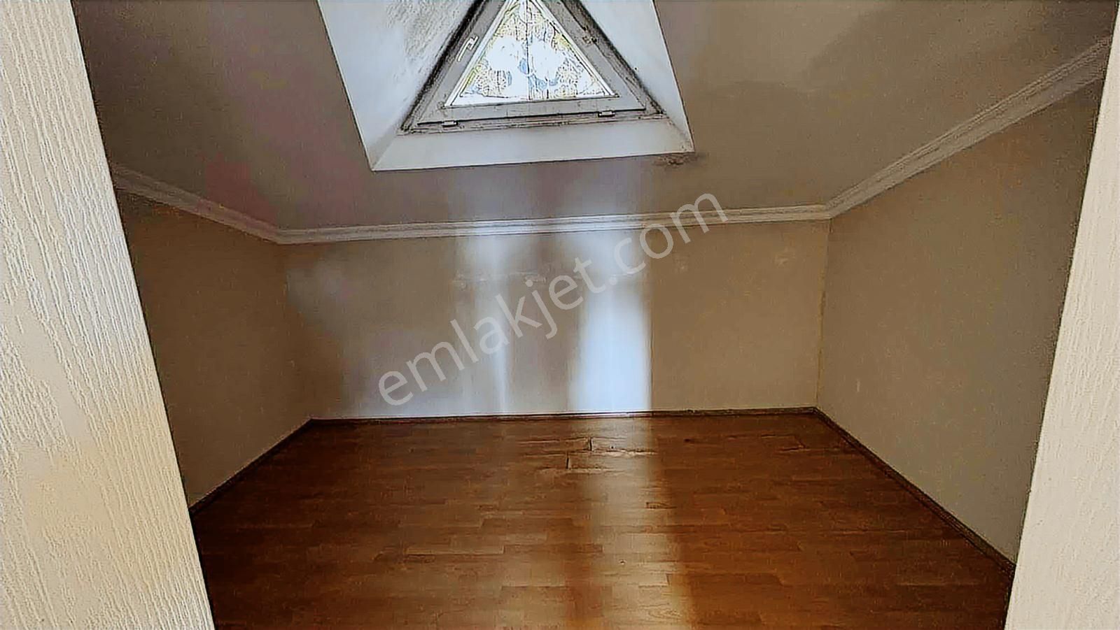 Yeşilbahçe De 4,5 +1 Artı Teras Kullanımlı Dubleks Daire - Görsel 32