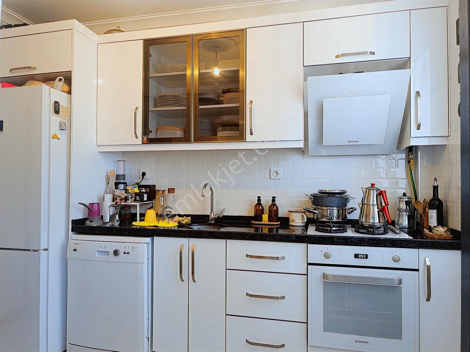 Çekmeköy'de Yeni Binada Temiz 2+1 Satılık Daire - Görsel 2