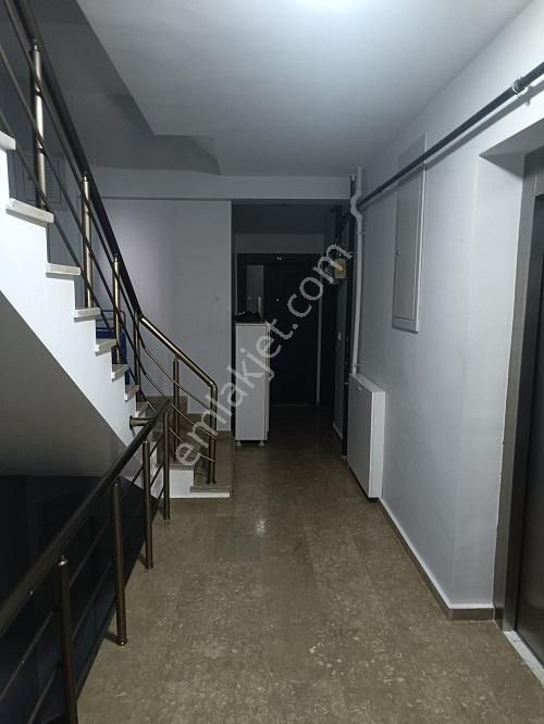 Çekmeköy'de Yeni Binada Temiz 2+1 Satılık Daire - Görsel 12