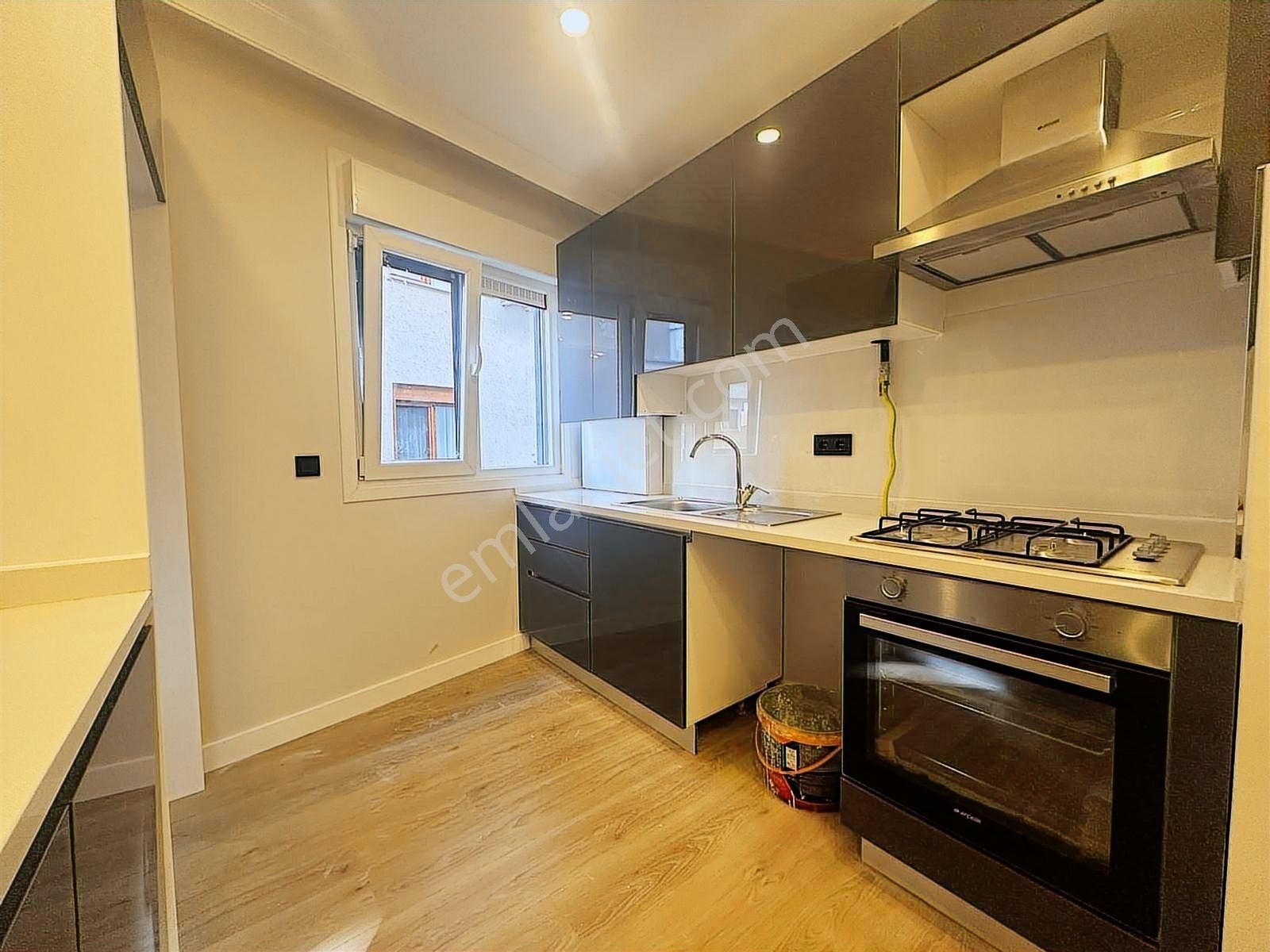 Yatırımdan Altıntepe'de Ayrı Mutfaklı 1.kat Sokağa Cephe 3+1 - Görsel 28