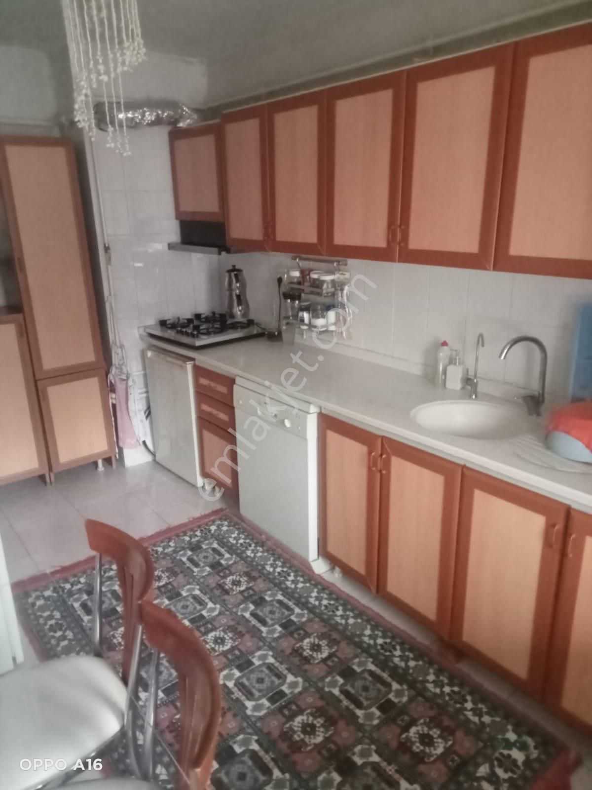 Cevizlidere Huzur Mah 1126 Sok 3+1 Kombili 2 Kat Otoparklı Daire