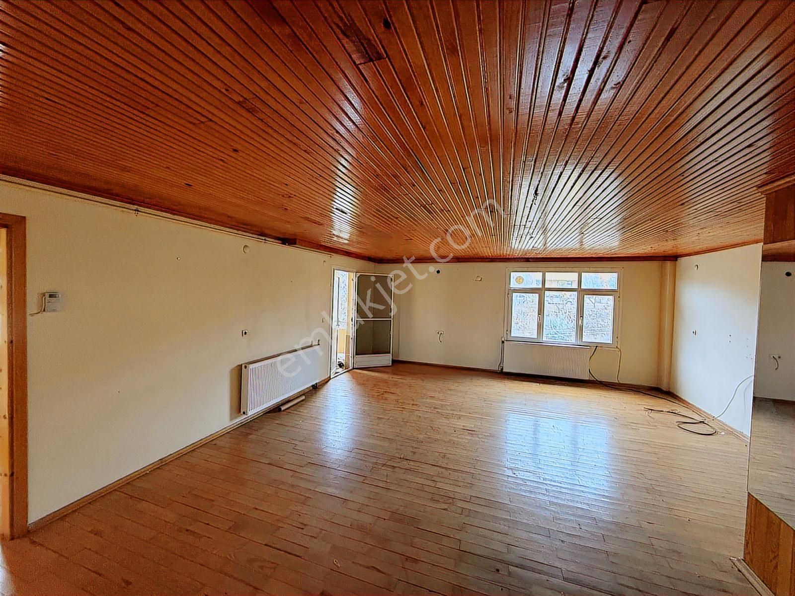 3ev Emlak'tan Kurttepe Mah. Göl Manzaralı 4+1 Kiralık Daire - Görsel 15