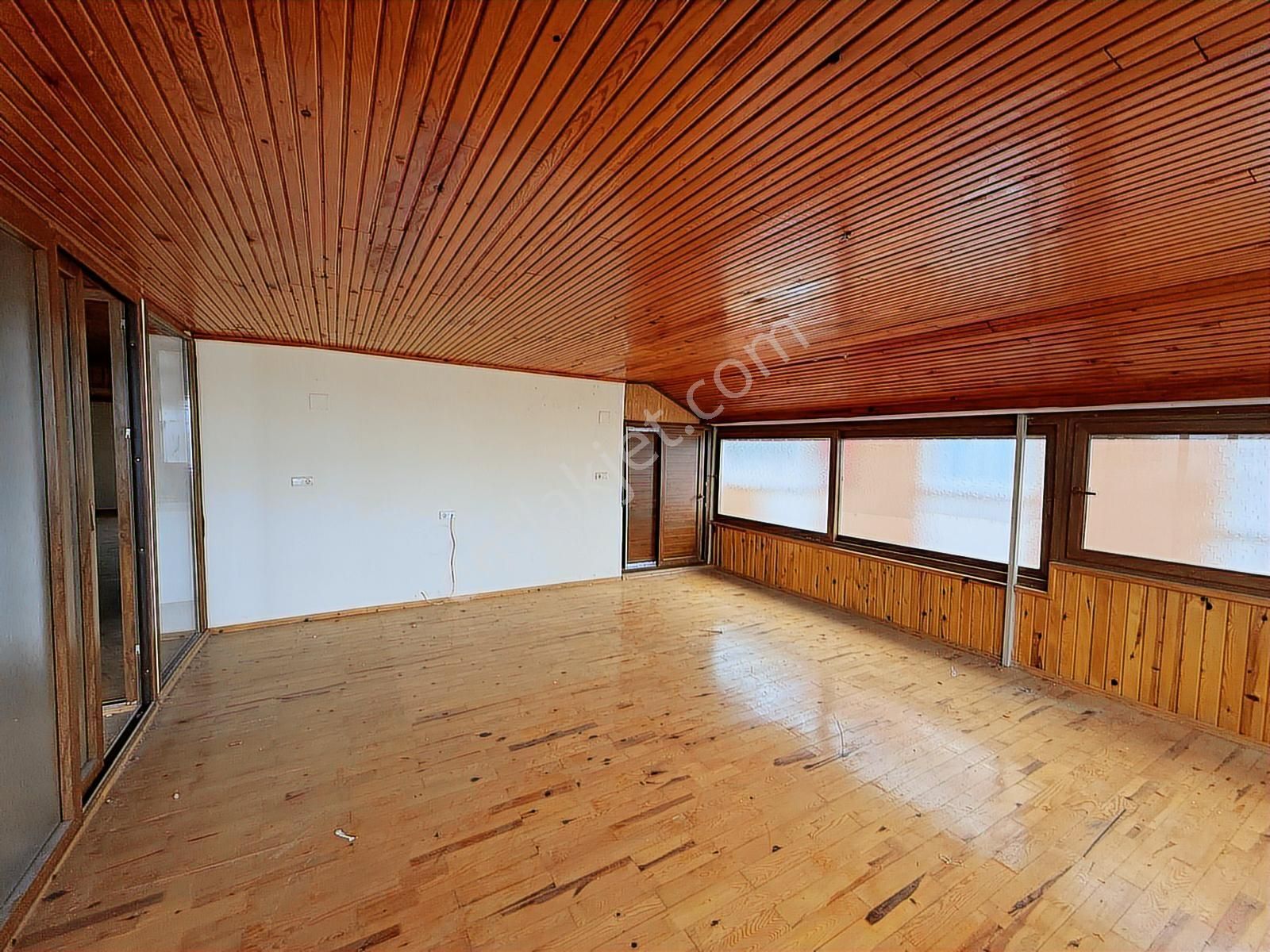 3ev Emlak'tan Kurttepe Mah. Göl Manzaralı 4+1 Kiralık Daire - Görsel 16