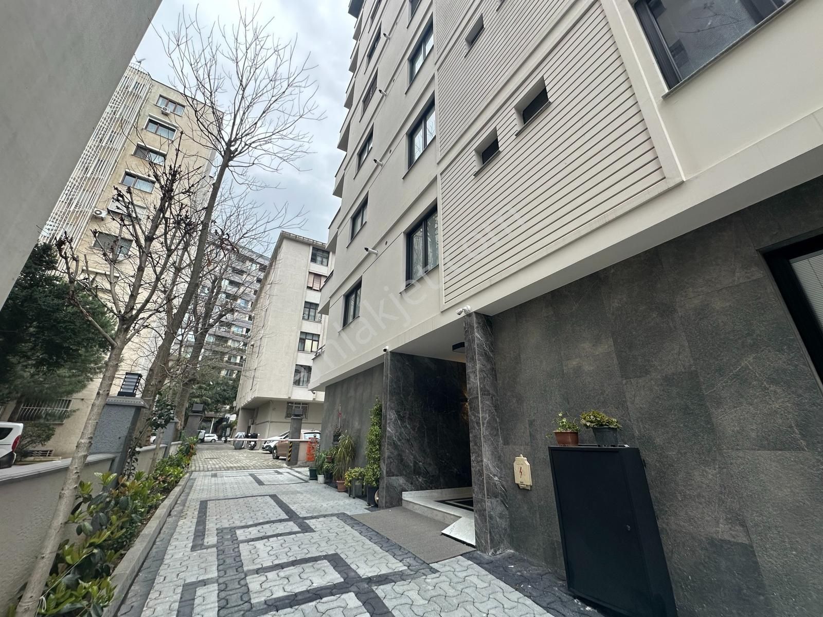 Plaj Yolu Sokak, Sahile 3 Dk Mesafede Eşsiz 4+1 Satılık Daire - Görsel 2