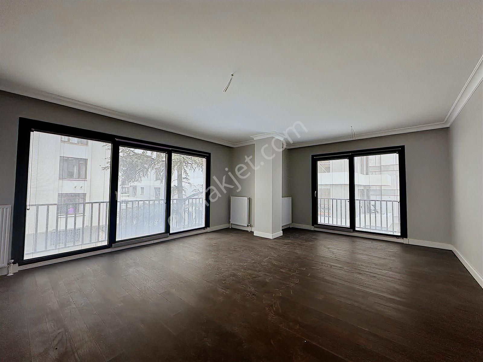 Plaj Yolu Sokak, Sahile 3 Dk Mesafede Eşsiz 4+1 Satılık Daire - Görsel 7