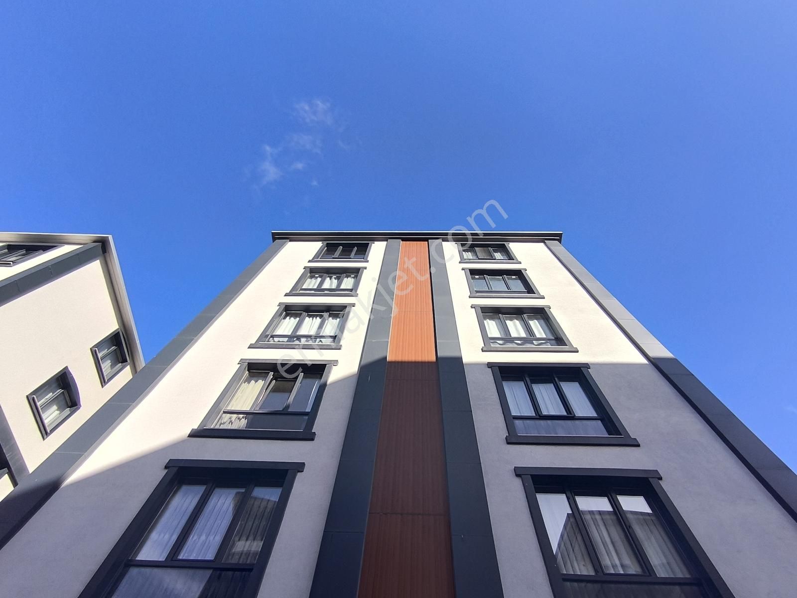 Fa Özbir'den Kızılpınarda Okullar Bölgesinde Kombili Klimalı 2+1
