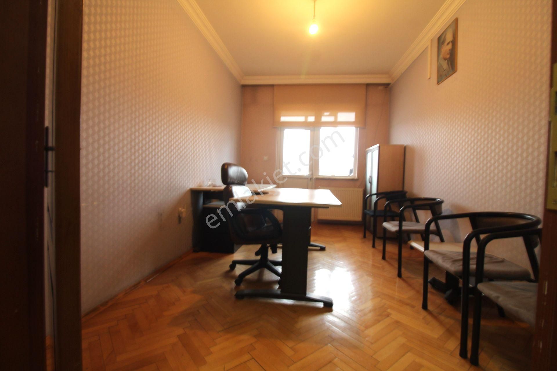 Kiralık Ofis Mobilyalı Büro 4+1 180m2 Emek Çankaya - Görsel 10