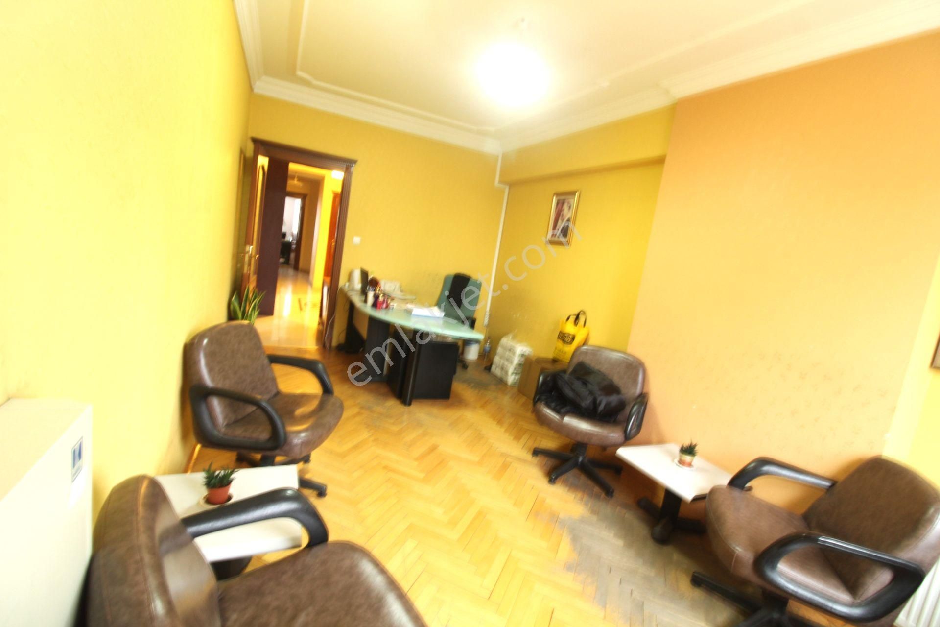 Kiralık Ofis Mobilyalı Büro 4+1 180m2 Emek Çankaya - Görsel 7