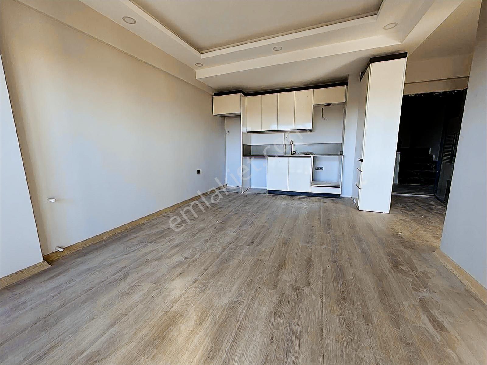 Atabay'dan Güzelyurtda 1+1 Katta Oturuma Hazır Havuzlu Tek Blok - Görsel 12