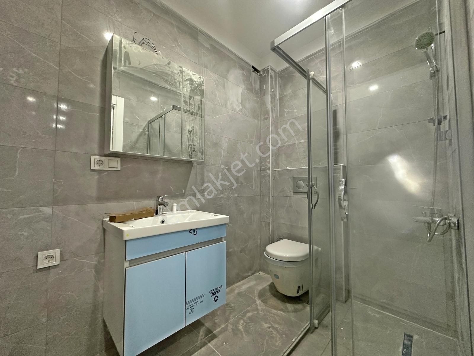 Yatırım'dan Küçükyalı Çınar Sahilde Sıfır Yapı Katta Ön Cephe2+1 - Görsel 23