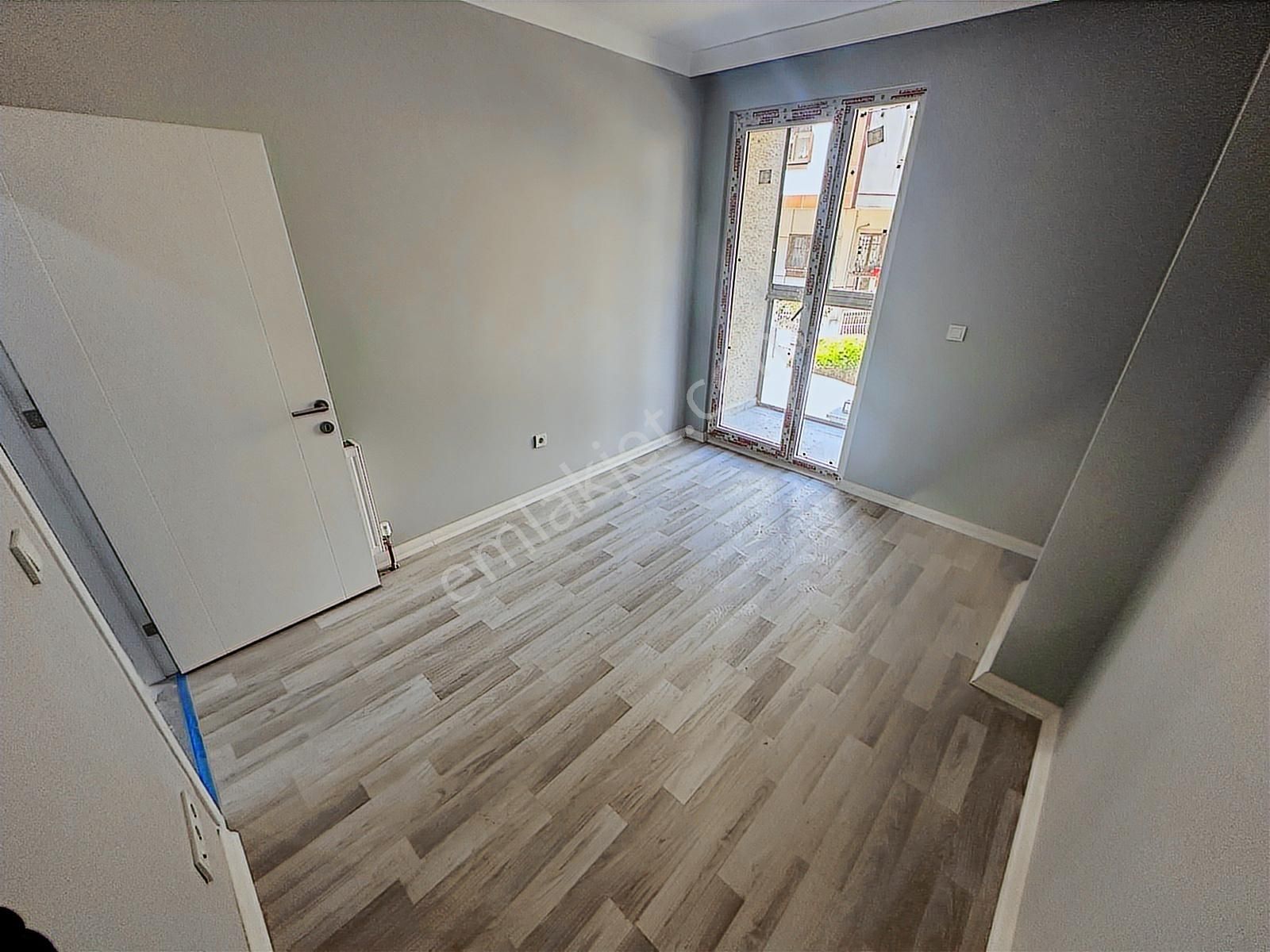 Yatırım'dan Küçükyalı Çınar Sahilde Sıfır Yapı Katta Ön Cephe2+1 - Görsel 10