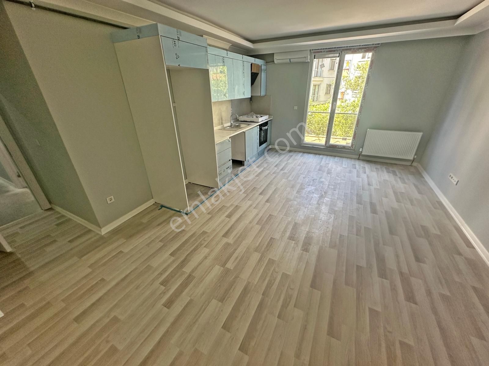 Yatırım'dan Küçükyalı Çınar Sahilde Sıfır Yapı Katta Ön Cephe2+1 - Görsel 35