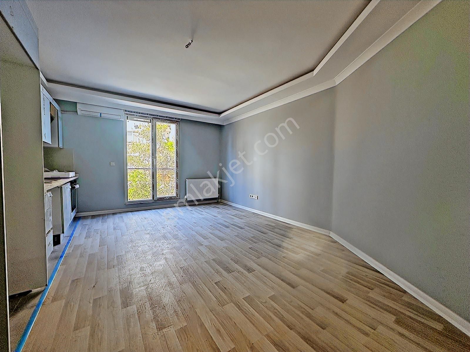 Yatırım'dan Küçükyalı Çınar Sahilde Sıfır Yapı Katta Ön Cephe2+1 - Görsel 34