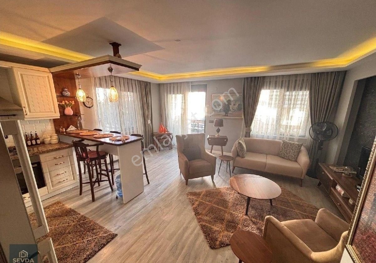 Merkezde Full Eşyalı Kiralık Daire