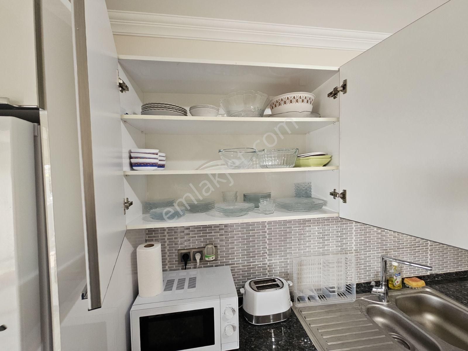 Çanakkale Kepez Hamidiye Mahallesi Eşyalı Kiralık 3+1 - Görsel 3