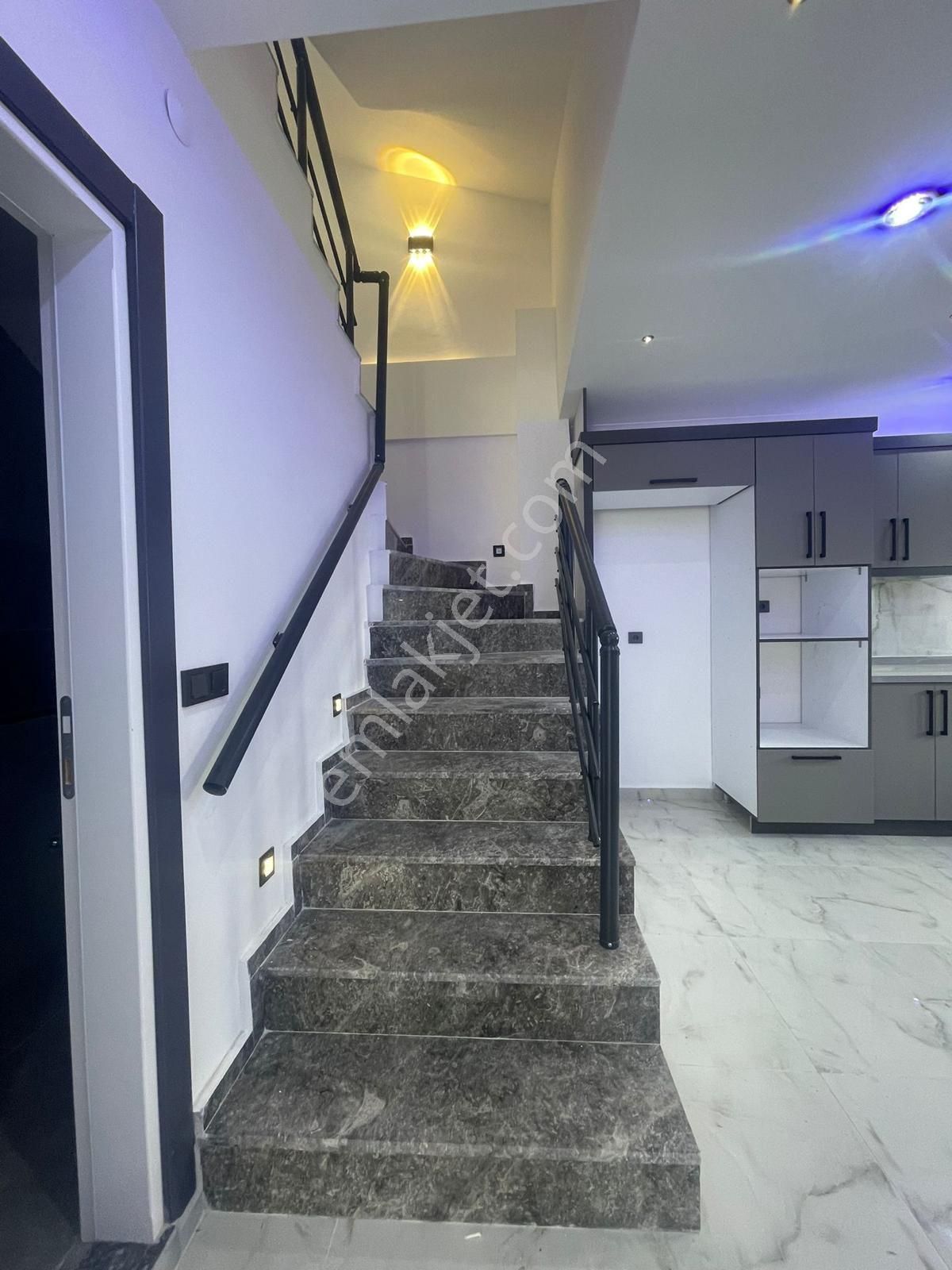 Didim Efeler Mah Havuzlu , Otoparklı Geniş 4+1 Villa - Görsel 5