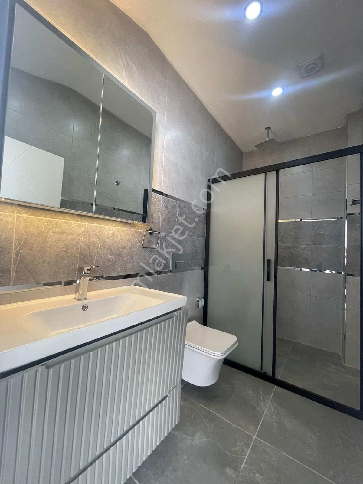 Didim Efeler Mah Havuzlu , Otoparklı Geniş 4+1 Villa - Görsel 15