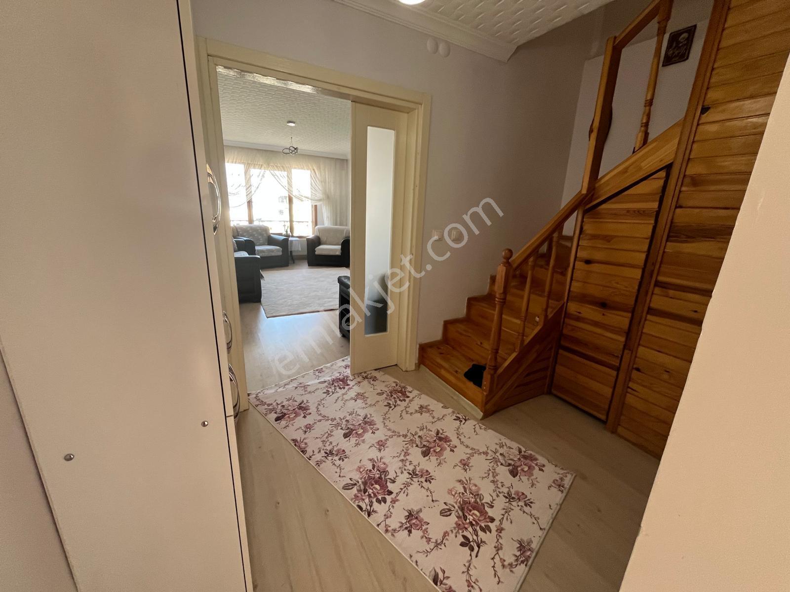 Muhteşem Manzaralı Kaçırılmayacak Dubleks Daire - Görsel 25