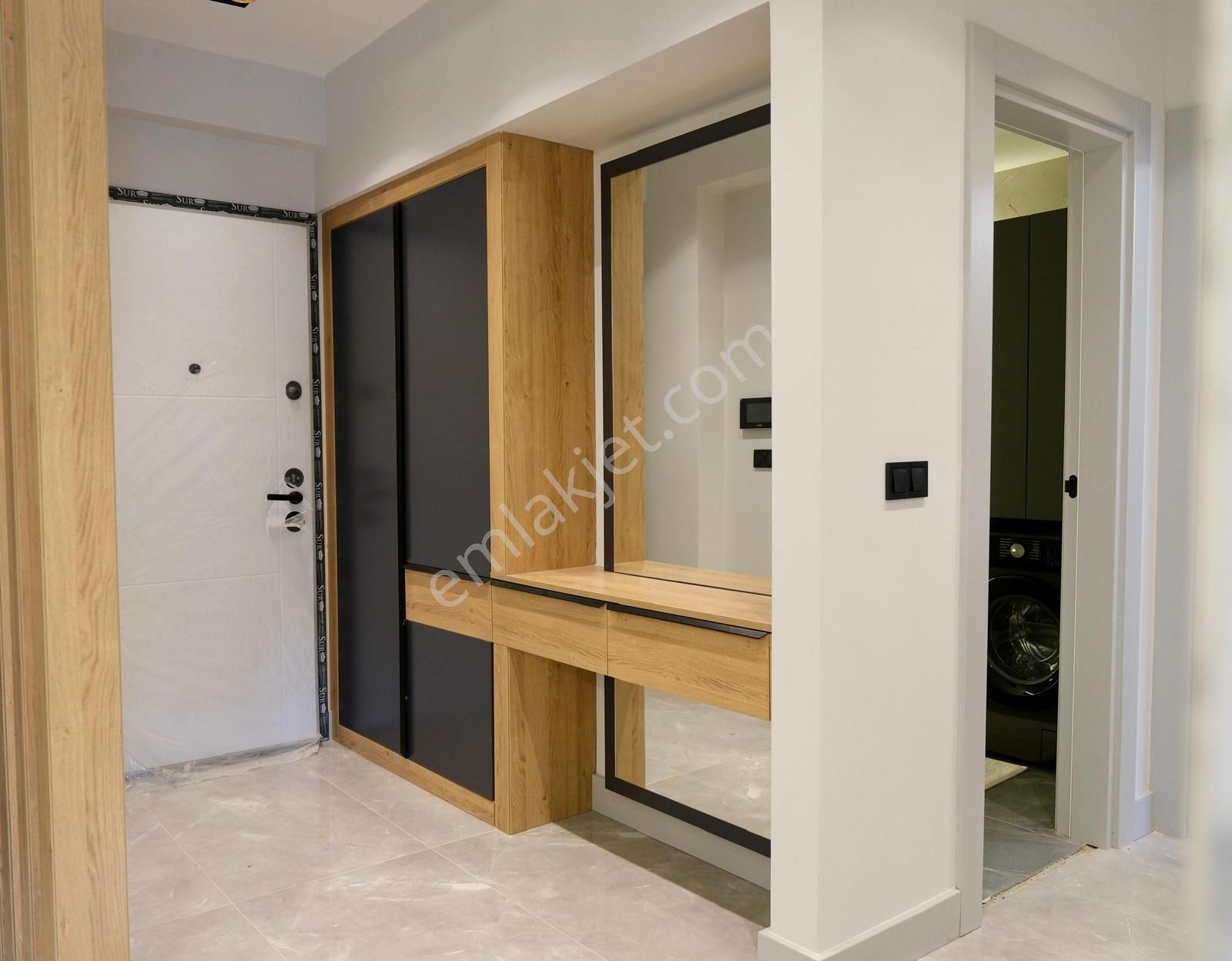 Kuşadası Havuzlu Site İçerisinde Satılık Lüks 2+1 Daire - Görsel 7