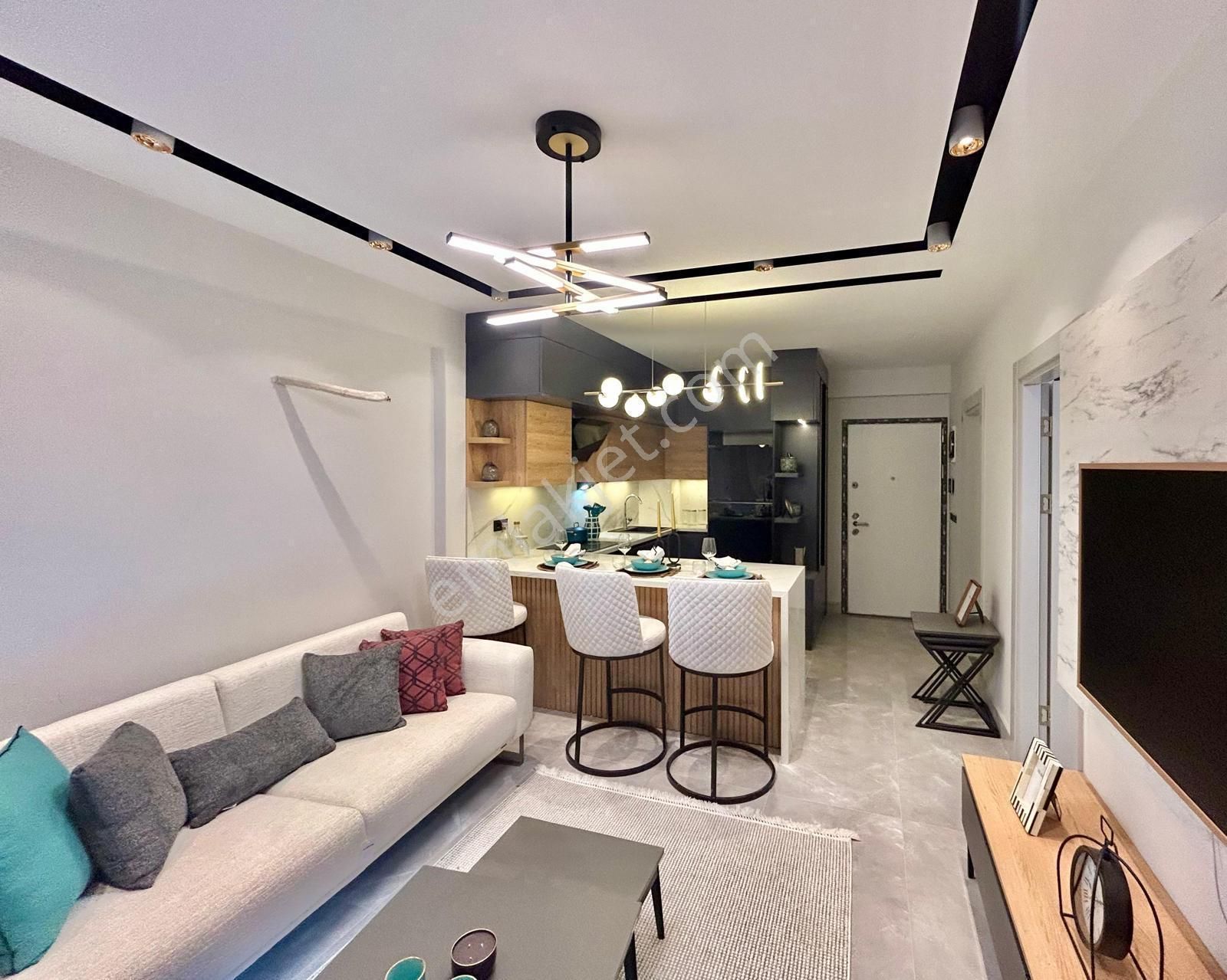 Kuşadası Havuzlu Site İçerisinde Satılık Lüks 2+1 Daire - Görsel 34