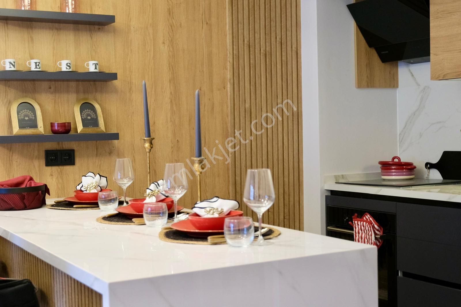 Kuşadası Havuzlu Site İçerisinde Satılık Lüks 2+1 Daire - Görsel 11