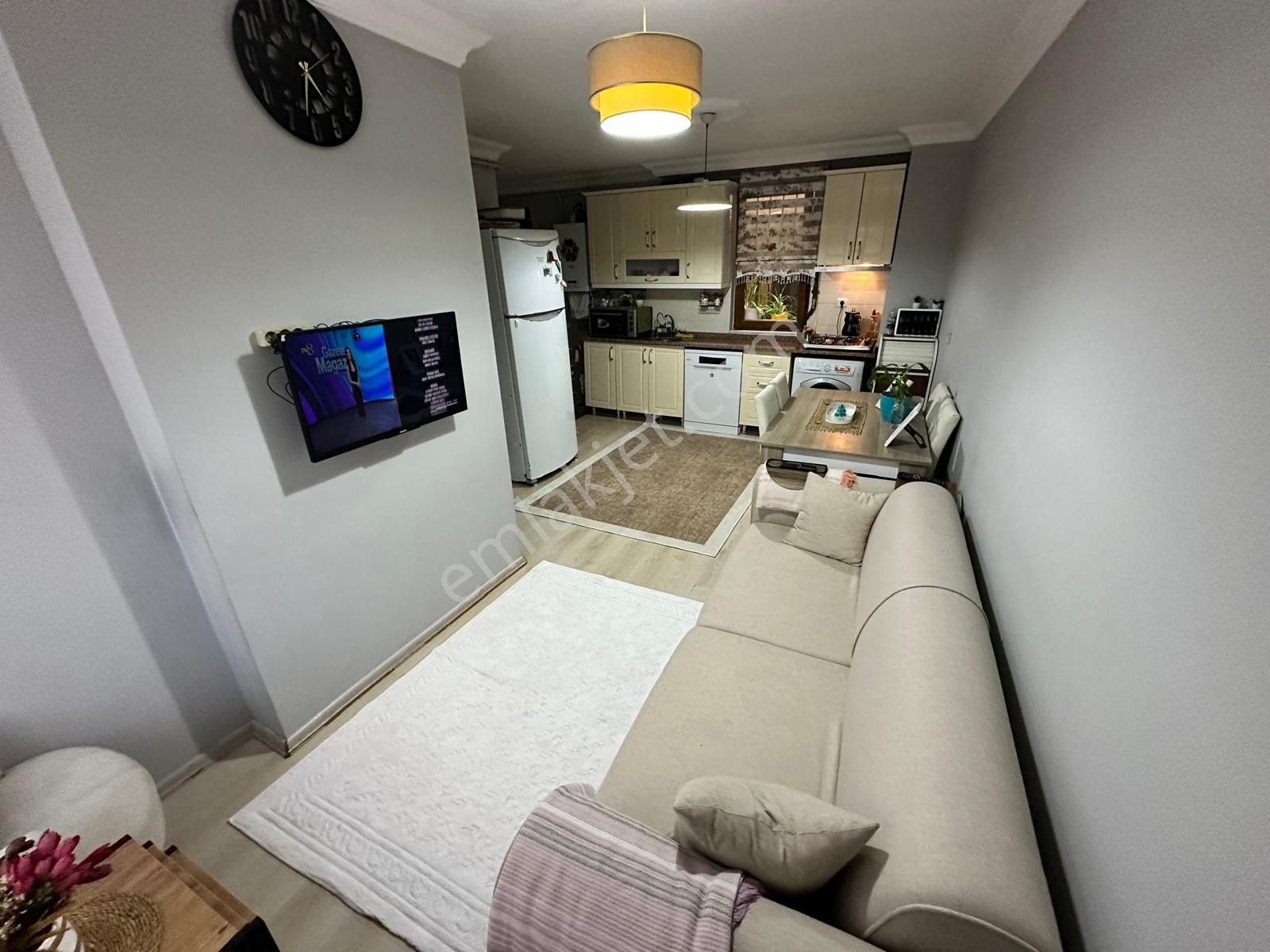 Gülbahar'da,2+1,ters Dubleks Satılık Daire,artum'dan