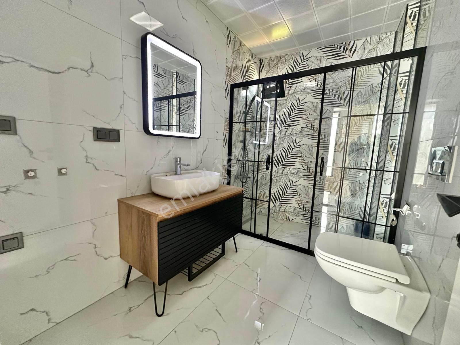 Berkay Demirel'den Akçayda Doğayla İç İçe Lüks 4+1 Villa - Görsel 16