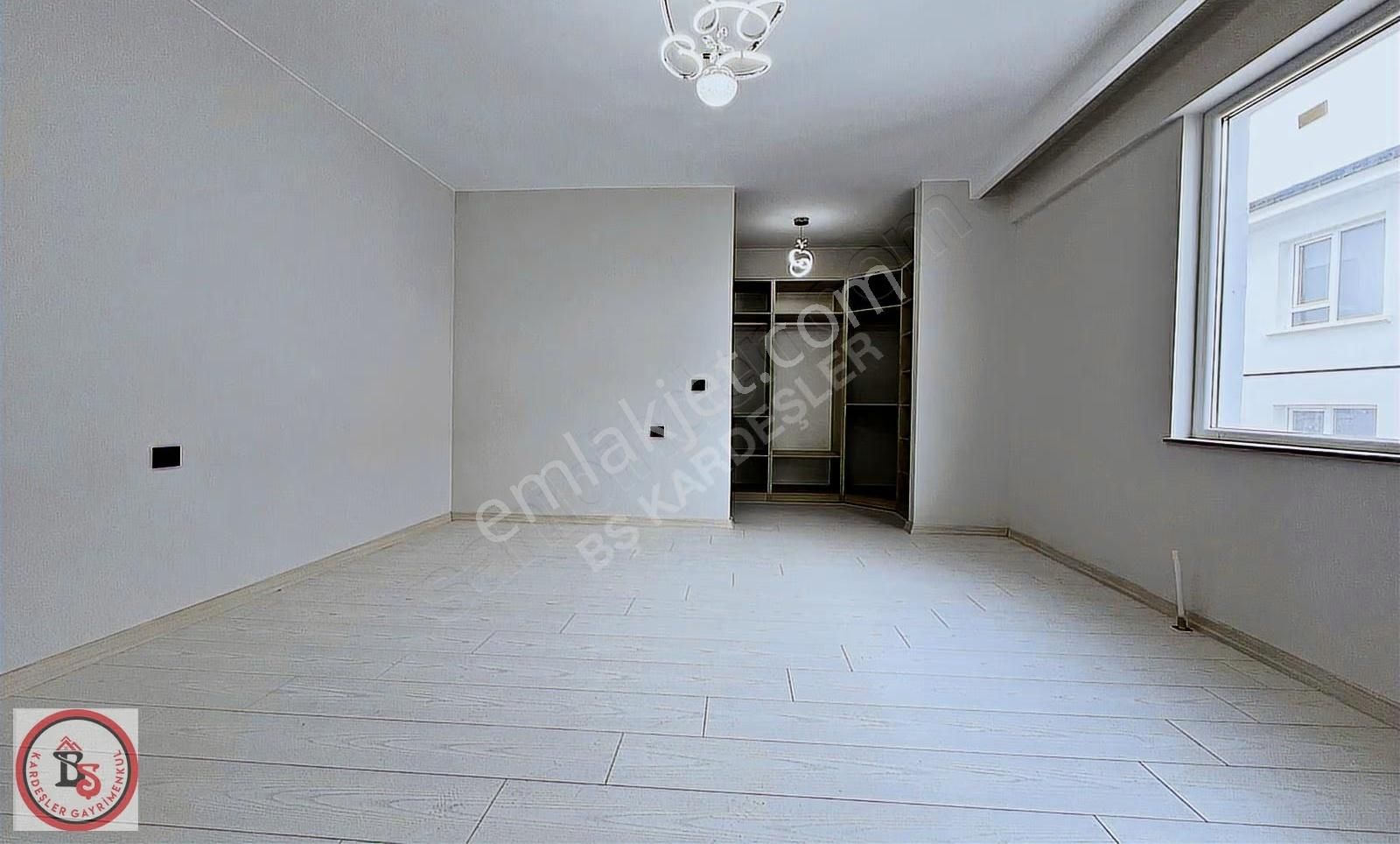 Keçiören Hisar Mahallesinden Full Yapılı Teras Balkonlu 4+1 - Görsel 34