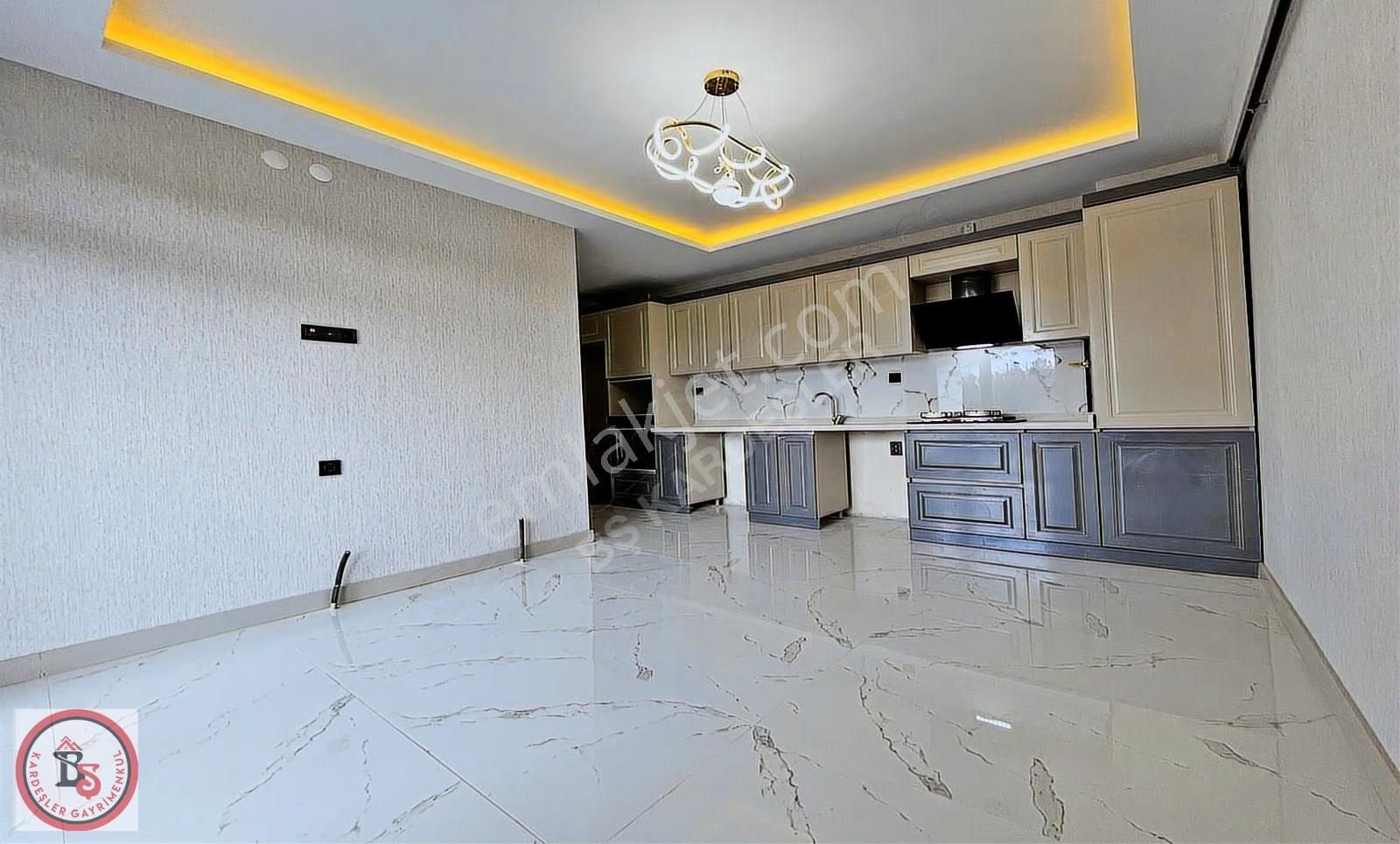 Keçiören Hisar Mahallesinden Full Yapılı Teras Balkonlu 4+1 - Görsel 17