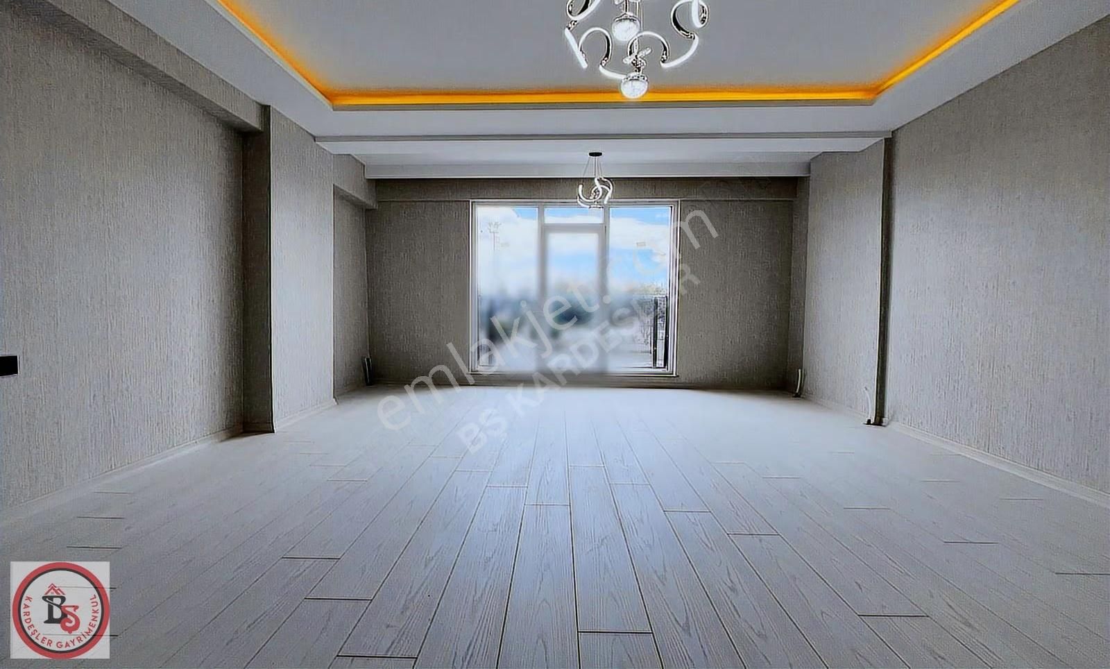 Keçiören Hisar Mahallesinden Full Yapılı Teras Balkonlu 4+1 - Görsel 30