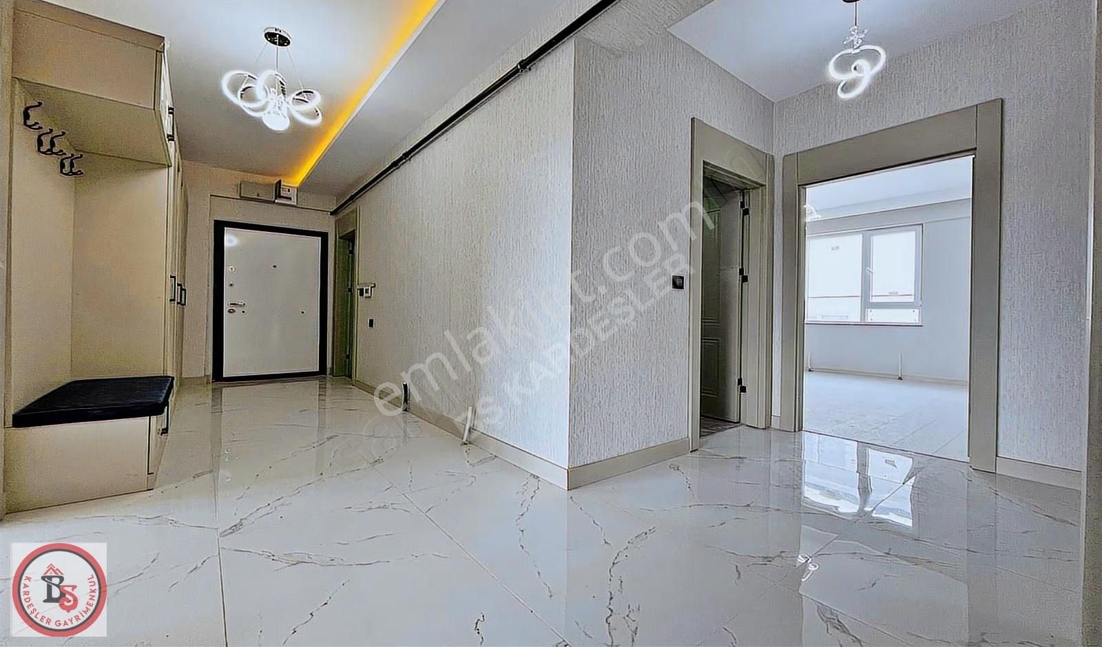 Keçiören Hisar Mahallesinden Full Yapılı Teras Balkonlu 4+1 - Görsel 27