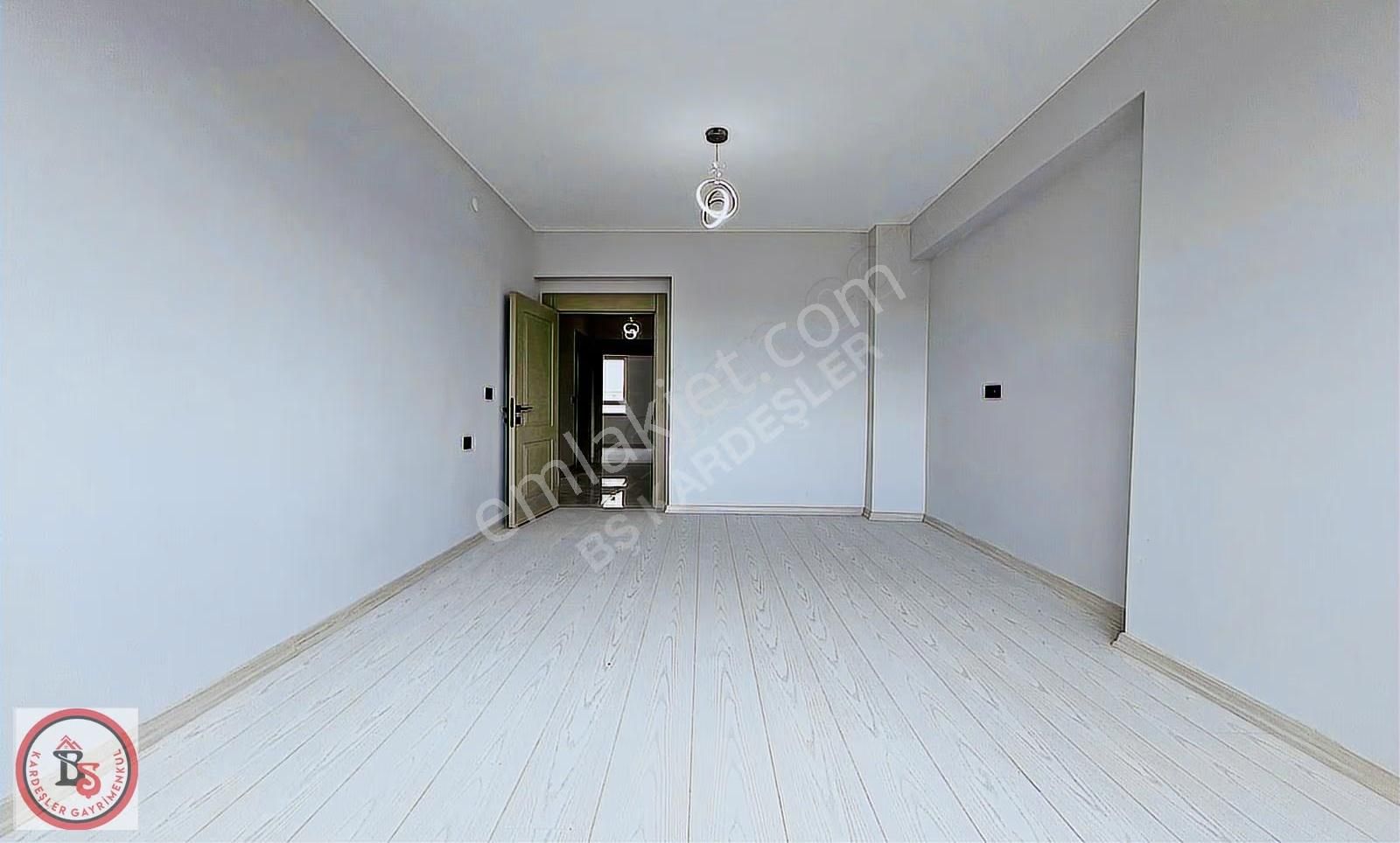 Keçiören Hisar Mahallesinden Full Yapılı Teras Balkonlu 4+1 - Görsel 16