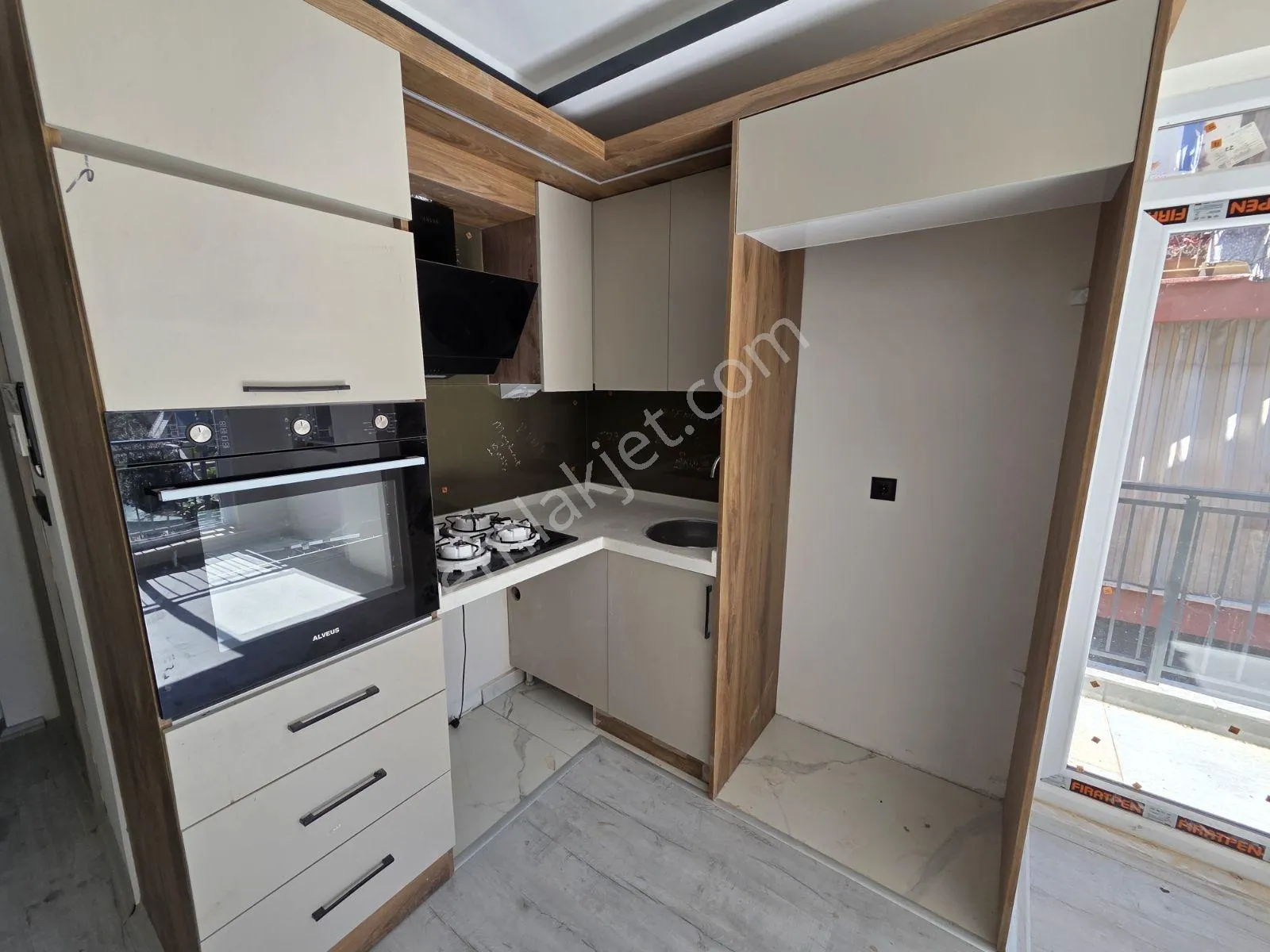 Kuzeyyakada Sıfır & Lüks 2+1 | Güney Cephe | Ankastreli Daire