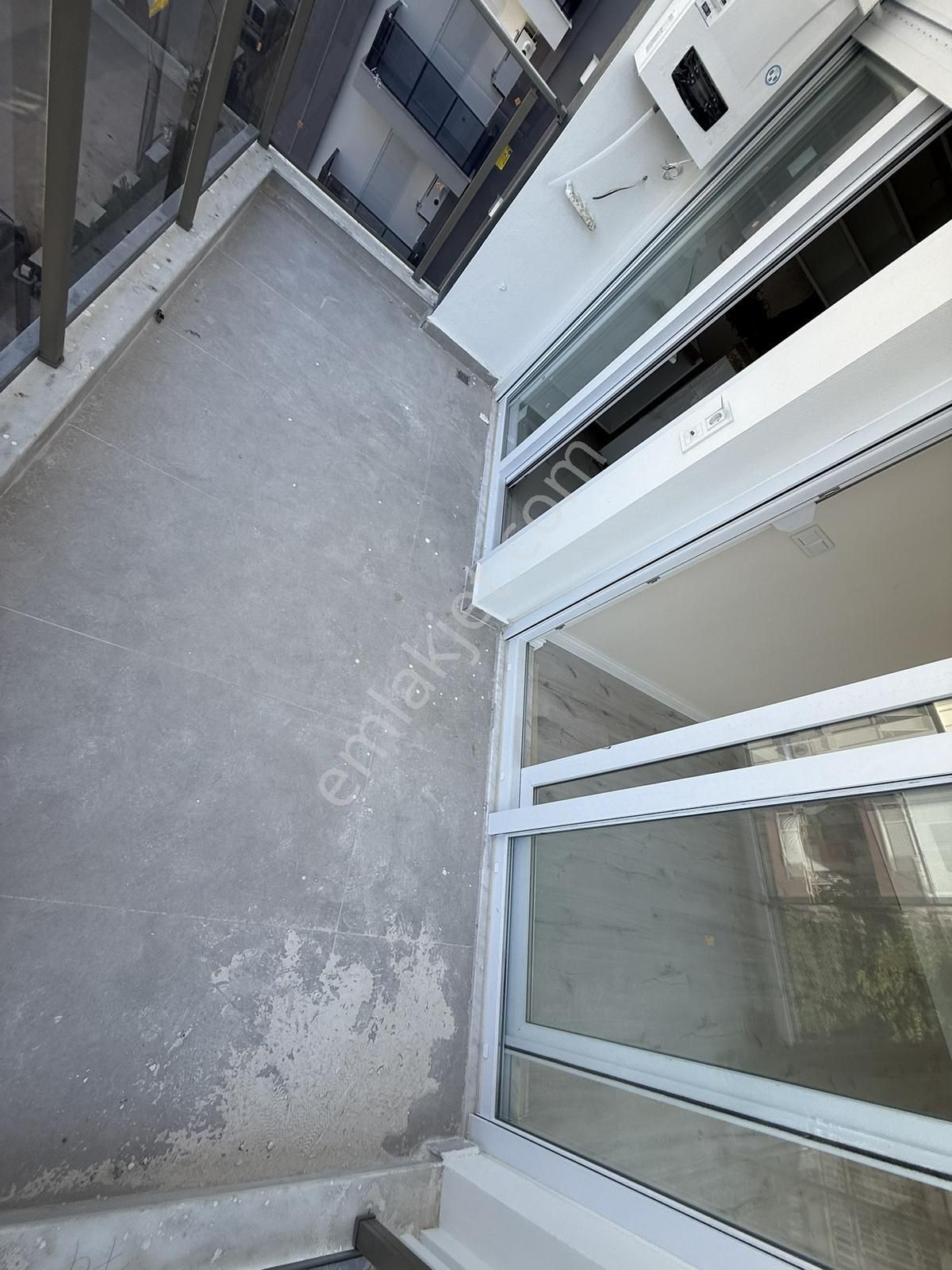 Çağlarsoy Yakını Kap.otoparklı Çift Asansörlü Satılık 2+1 Daire - Görsel 2