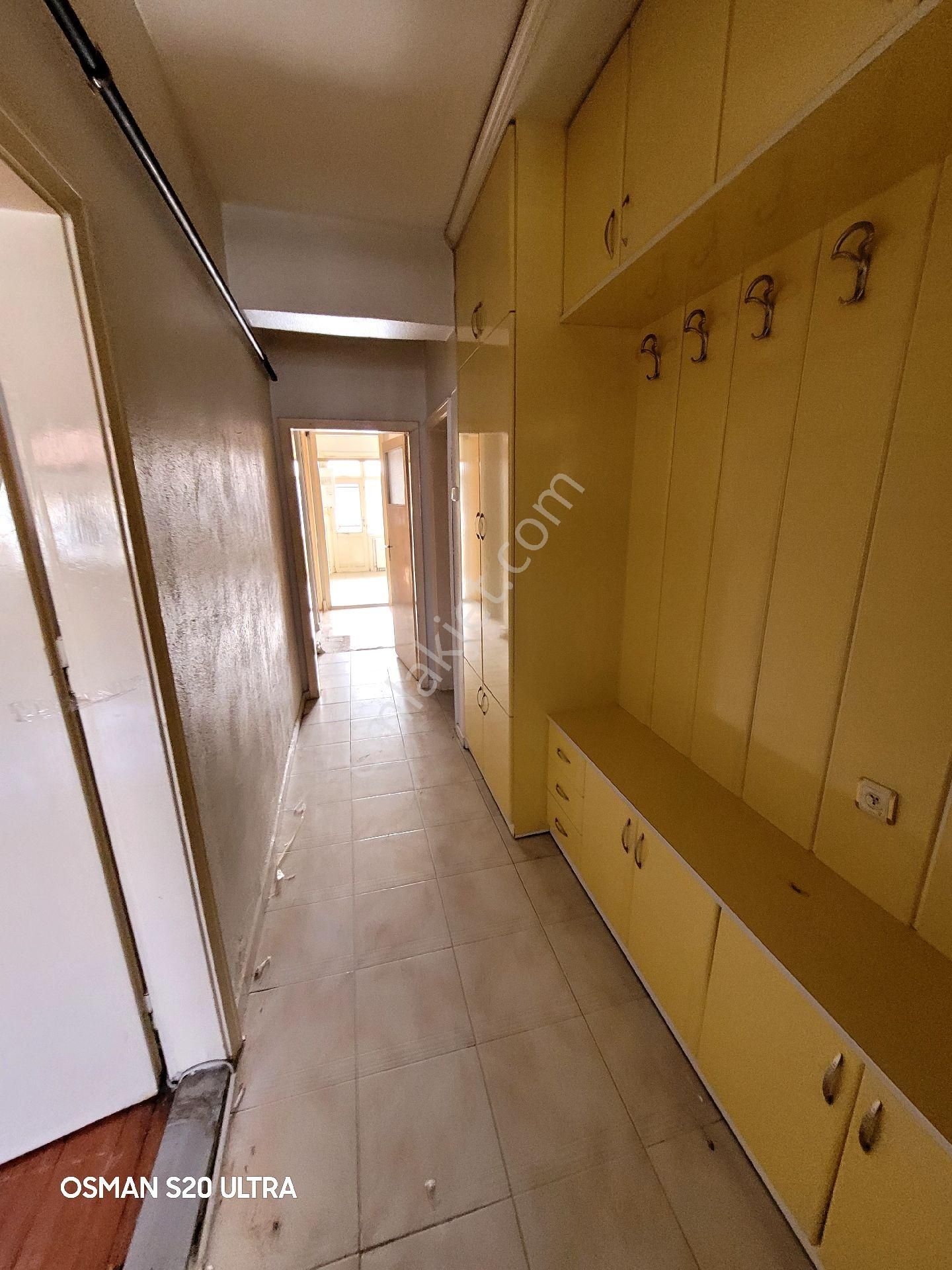 Şirin Hanım Çeşmesi Yanı Çarşıda 3+1 Yapılı Bakımlı Düzgün Sonkat Kiralık - Görsel 8