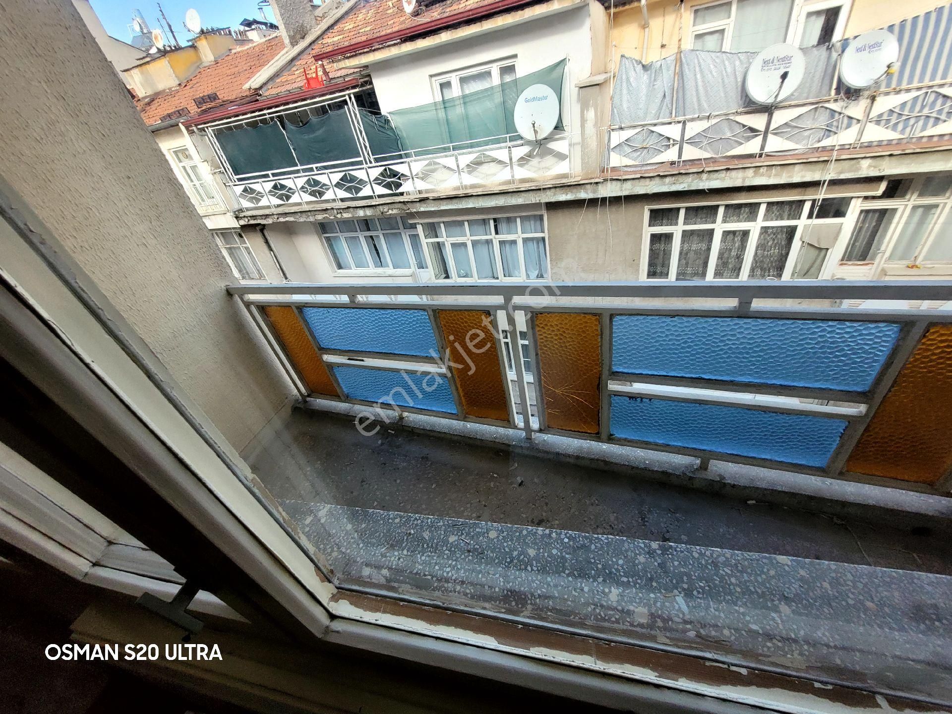 Şirin Hanım Çeşmesi Yanı Çarşıda 3+1 Yapılı Bakımlı Düzgün Sonkat Kiralık - Görsel 11