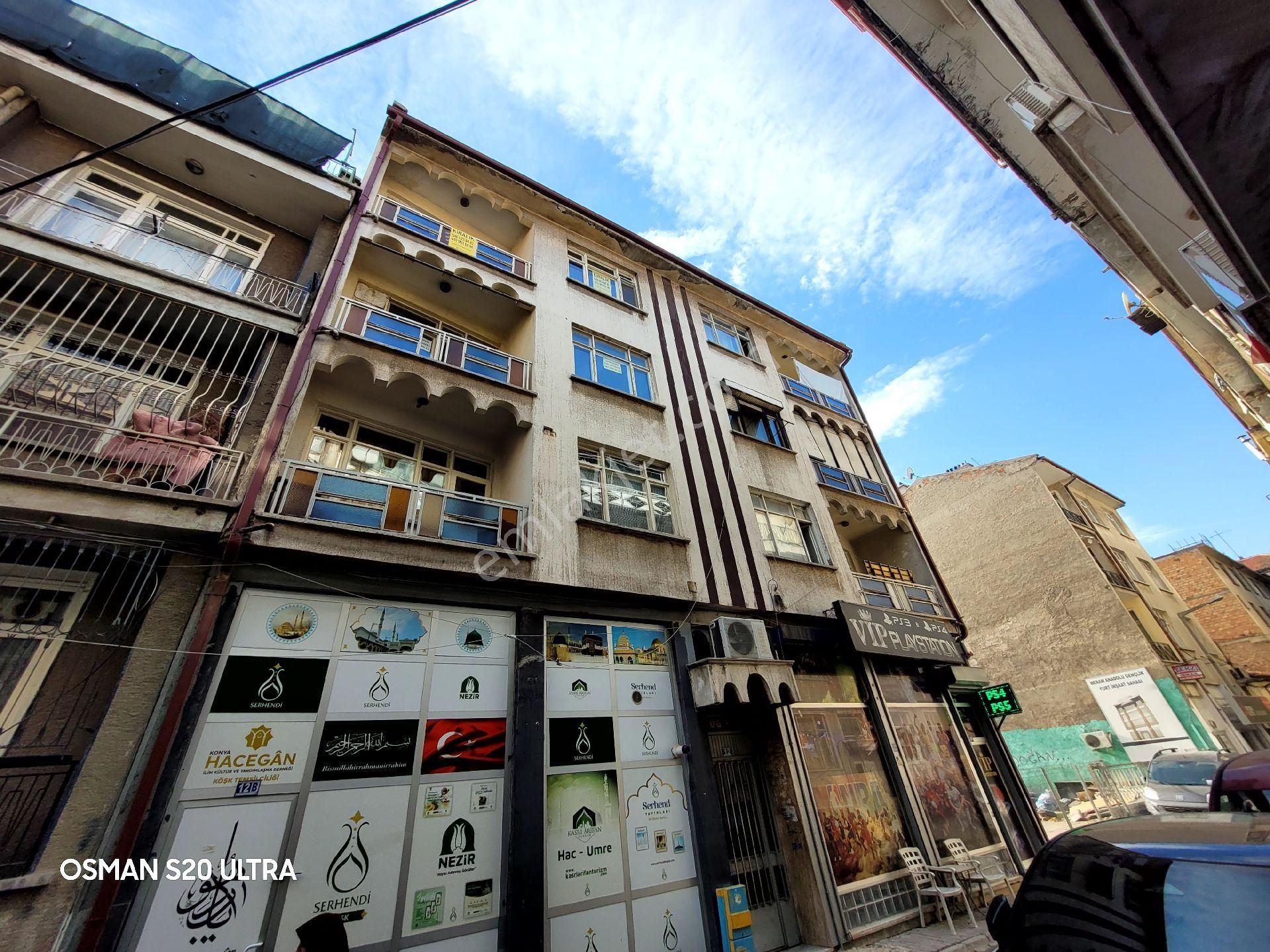 Şirin Hanım Çeşmesi Yanı Çarşıda 3+1 Yapılı Bakımlı Düzgün Sonkat Kiralık - Görsel 23