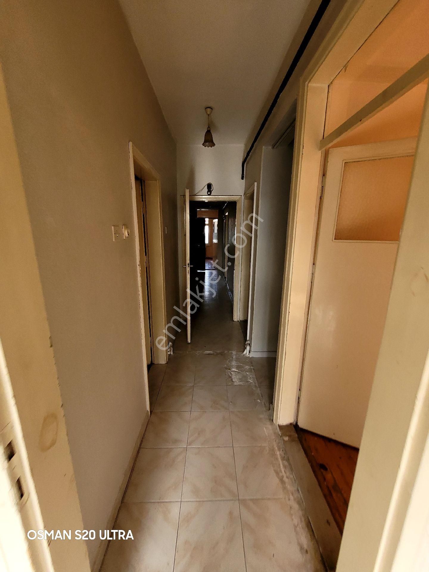 Şirin Hanım Çeşmesi Yanı Çarşıda 3+1 Yapılı Bakımlı Düzgün Sonkat Kiralık - Görsel 21