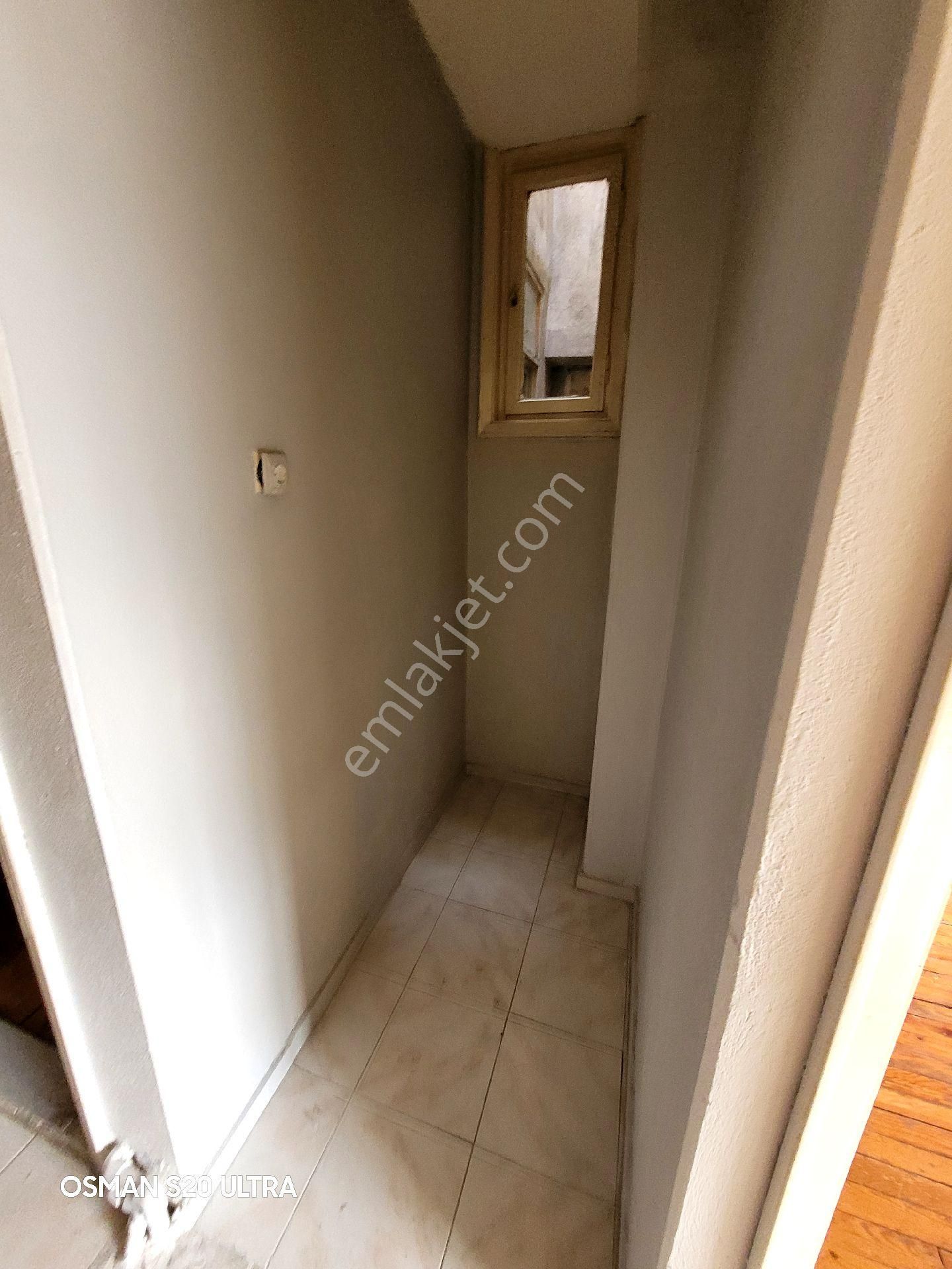 Şirin Hanım Çeşmesi Yanı Çarşıda 3+1 Yapılı Bakımlı Düzgün Sonkat Kiralık - Görsel 16