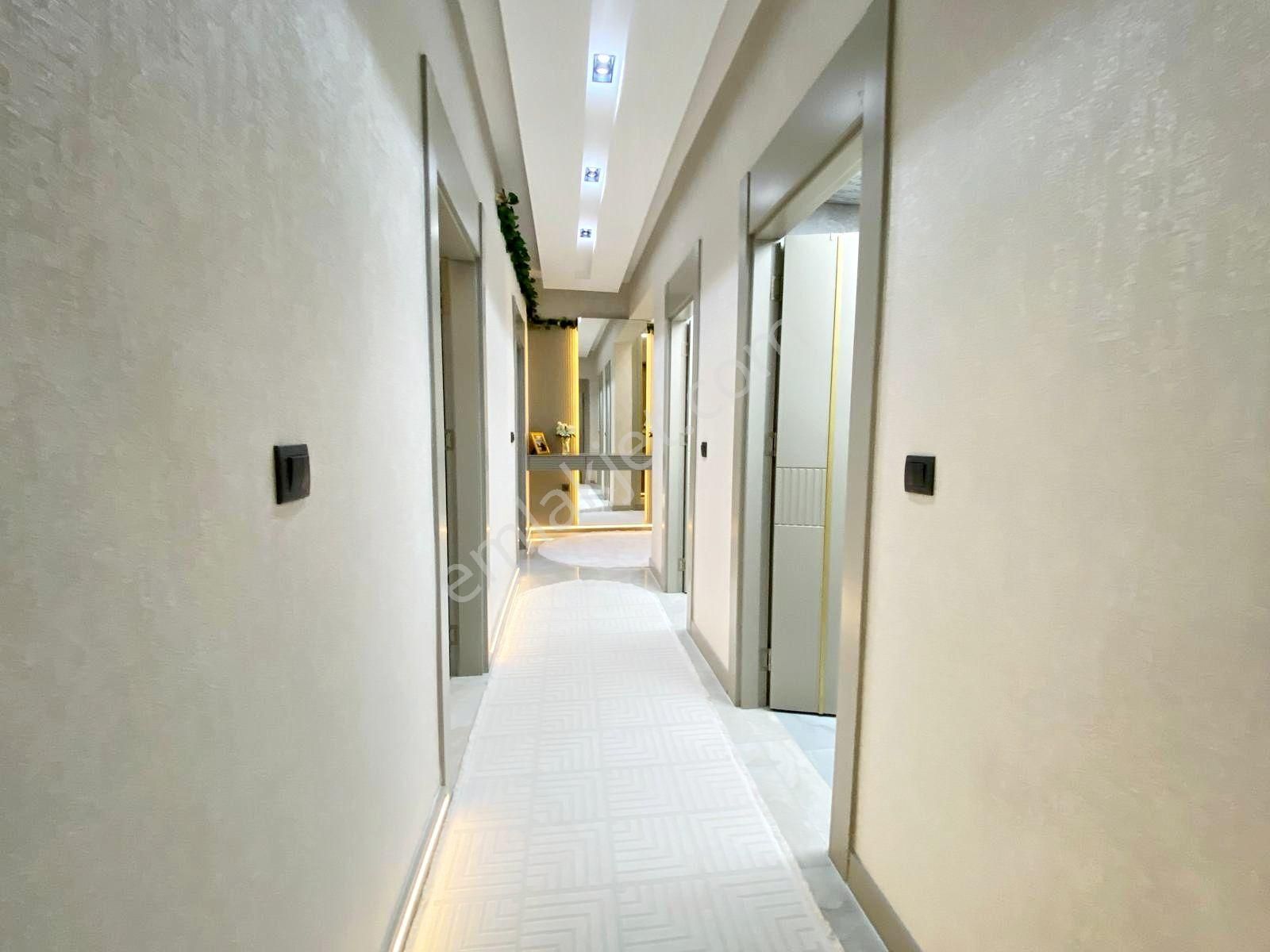 Göktürk Stadyum Karşısı! Lüks Çok Geniş Balkonlu U.lüx 2.5+1 - Görsel 17