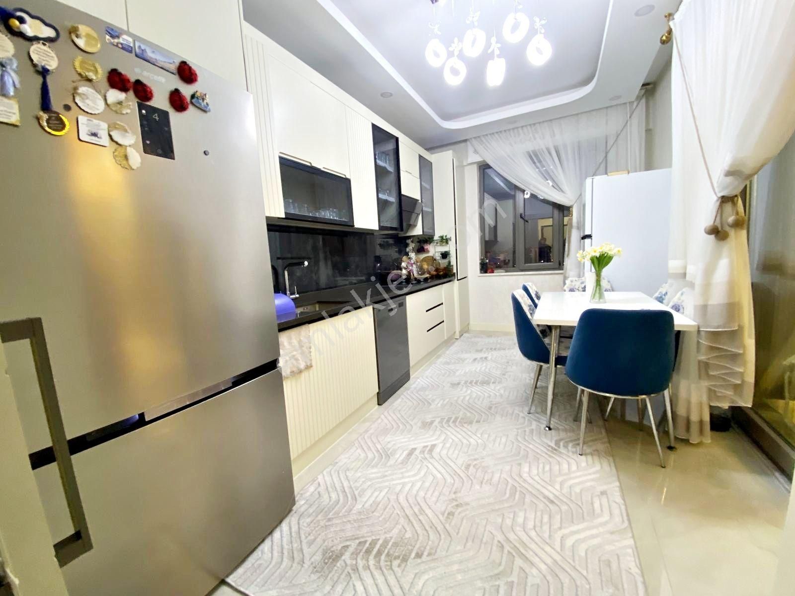 Göktürk Stadyum Karşısı! Lüks Çok Geniş Balkonlu U.lüx 2.5+1 - Görsel 6