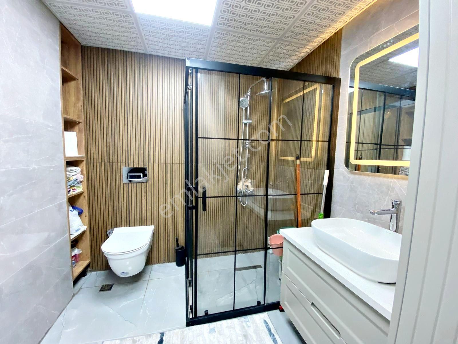 Göktürk Stadyum Karşısı! Lüks Çok Geniş Balkonlu U.lüx 2.5+1 - Görsel 18