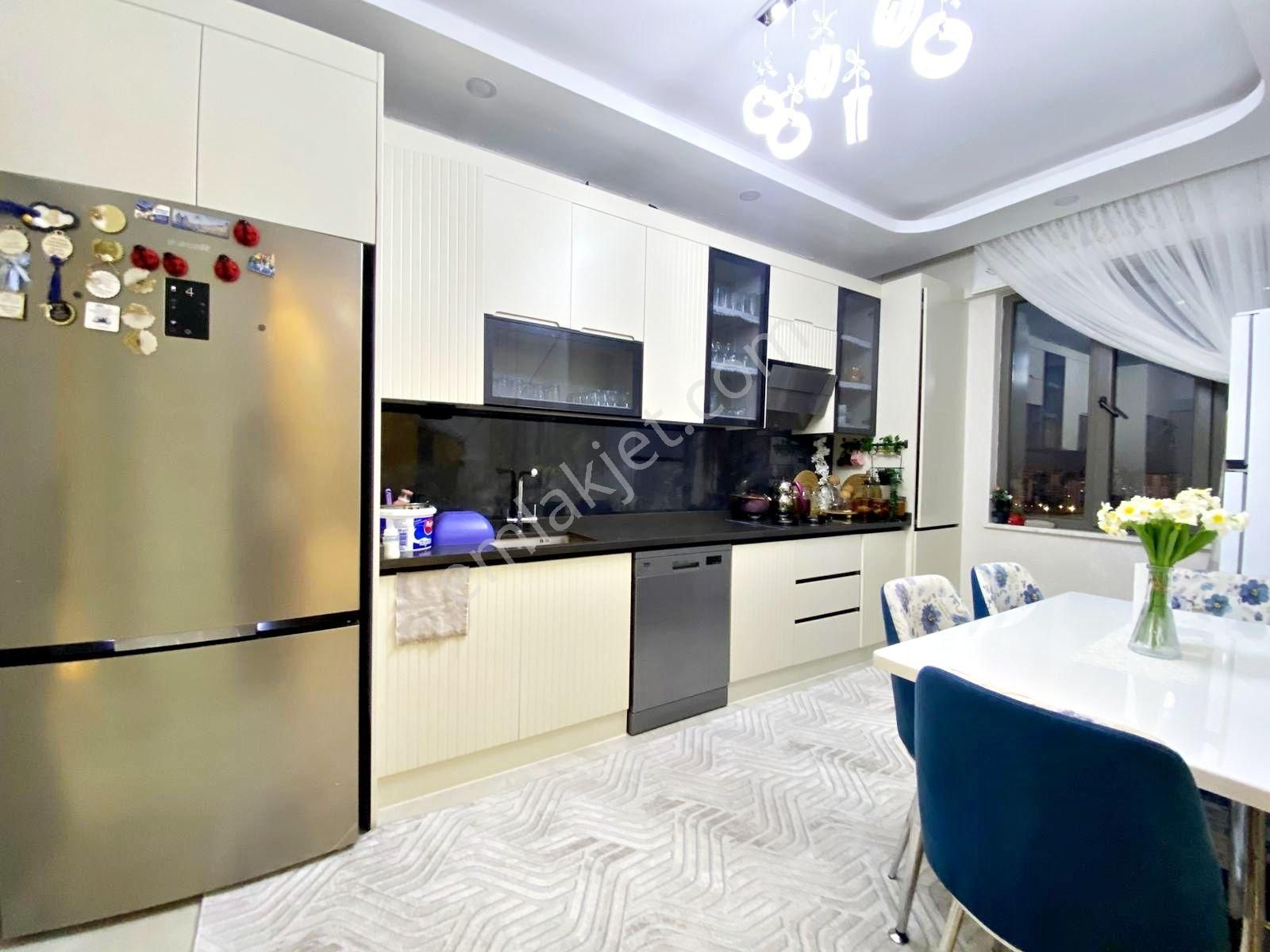 Göktürk Stadyum Karşısı! Lüks Çok Geniş Balkonlu U.lüx 2.5+1 - Görsel 5