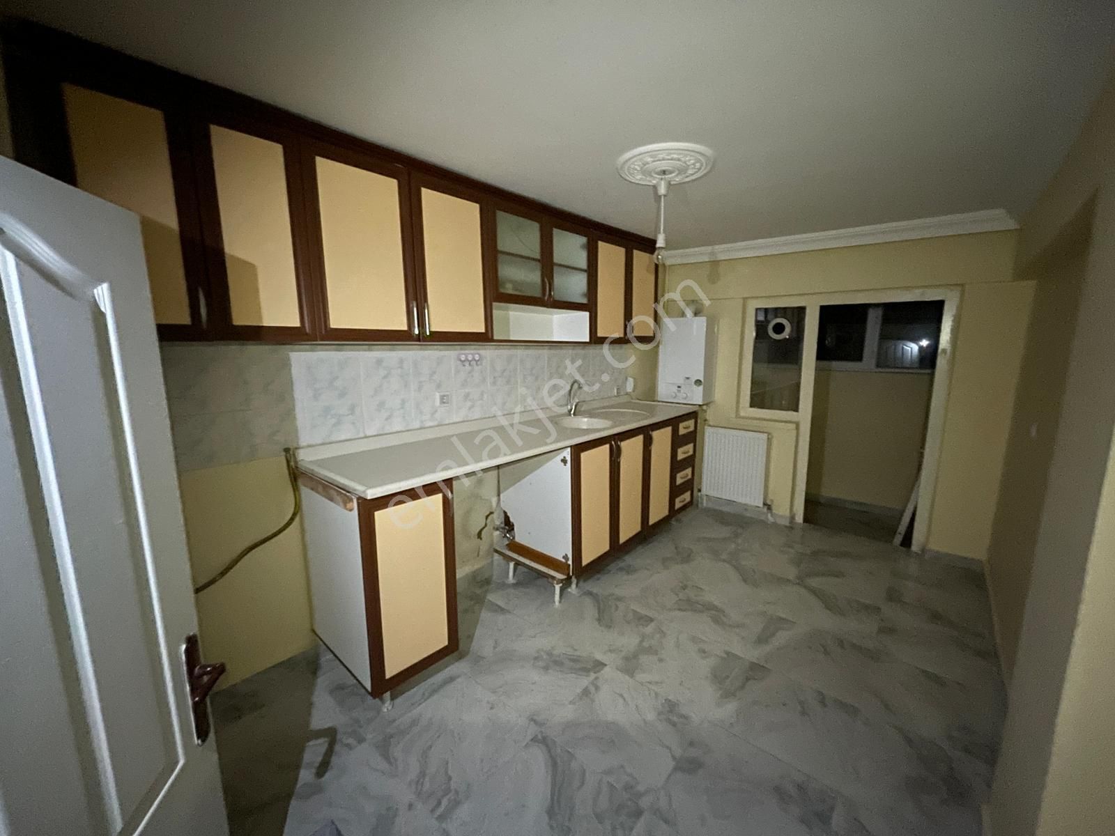 Mç Emlaktan Pınarbaşı Mahallesi' Nde 3+1 Satılık Daire - Görsel 2