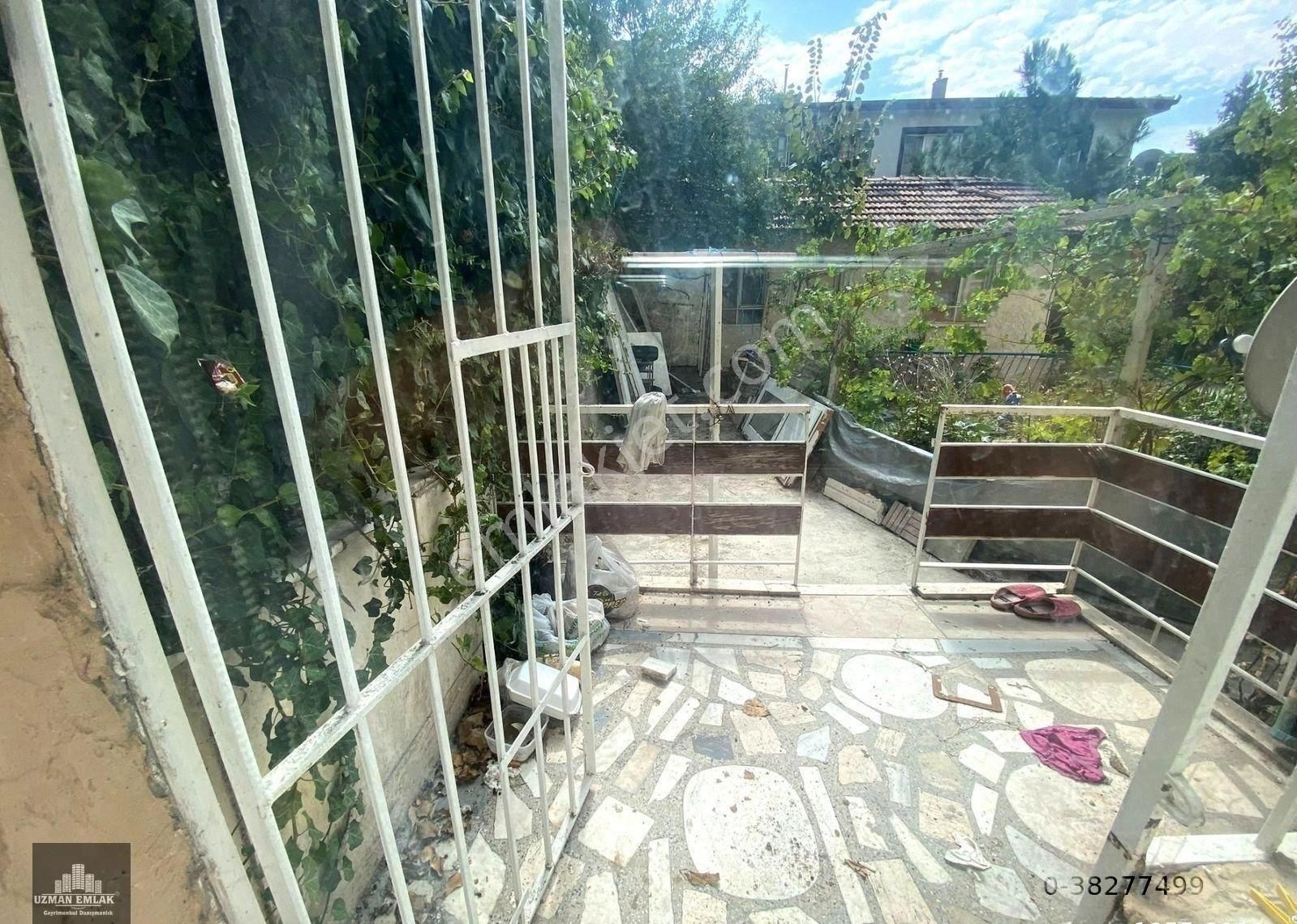 Keçiören İncirli Mh'de Yunusemre Cadde Üzerinde Full Yapılı Eşyalı Satılık Memur Kiracılı 2+1 Daire - Görsel 3