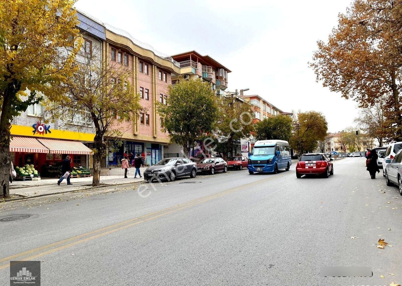 Keçiören İncirli Mh'de Yunusemre Cadde Üzerinde Full Yapılı Eşyalı Satılık Memur Kiracılı 2+1 Daire - Görsel 22