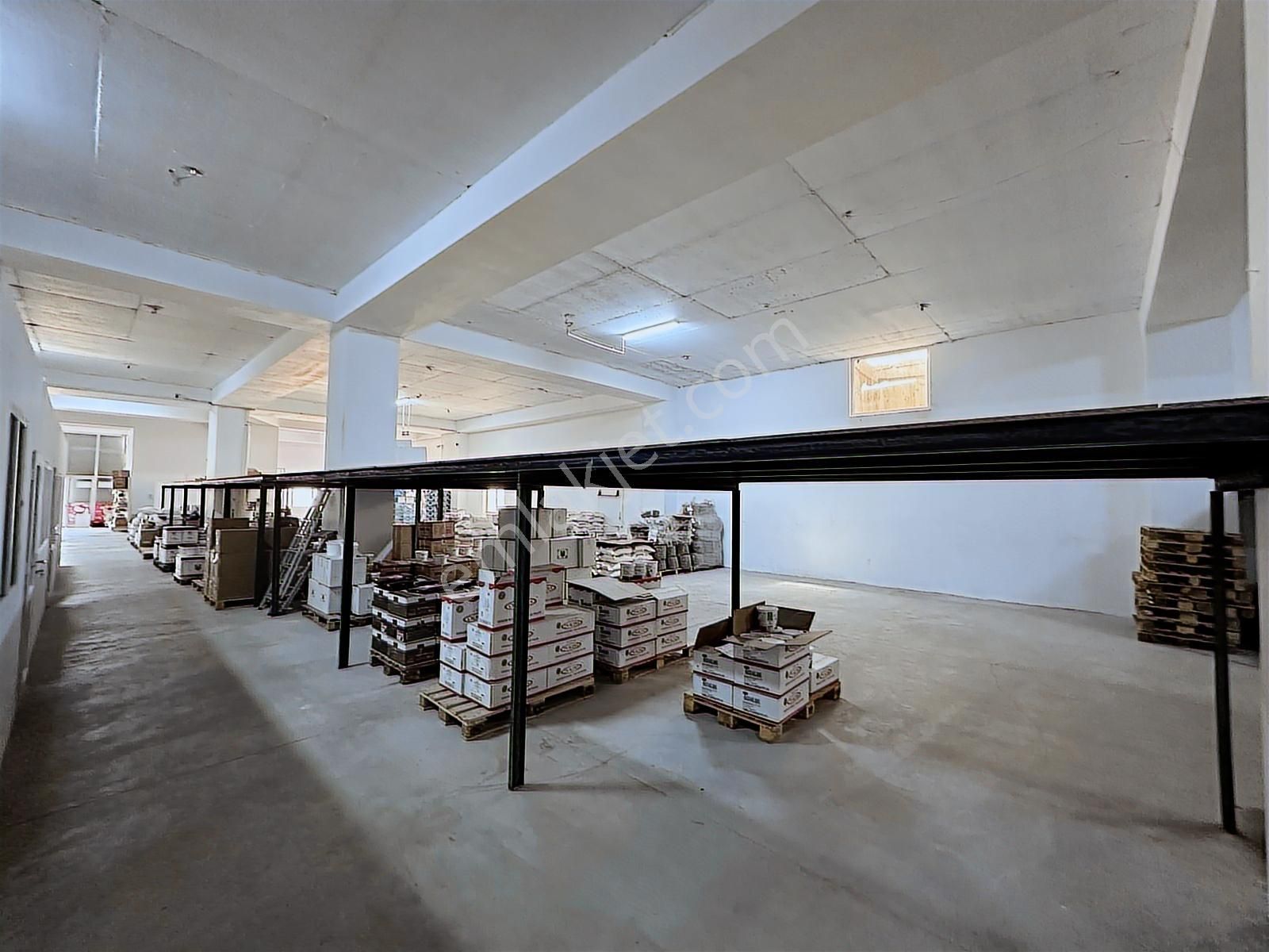 Süleyman Demirel Bulvarında Bir Çok İş İçin Uygun (1150 M2) - Görsel 4